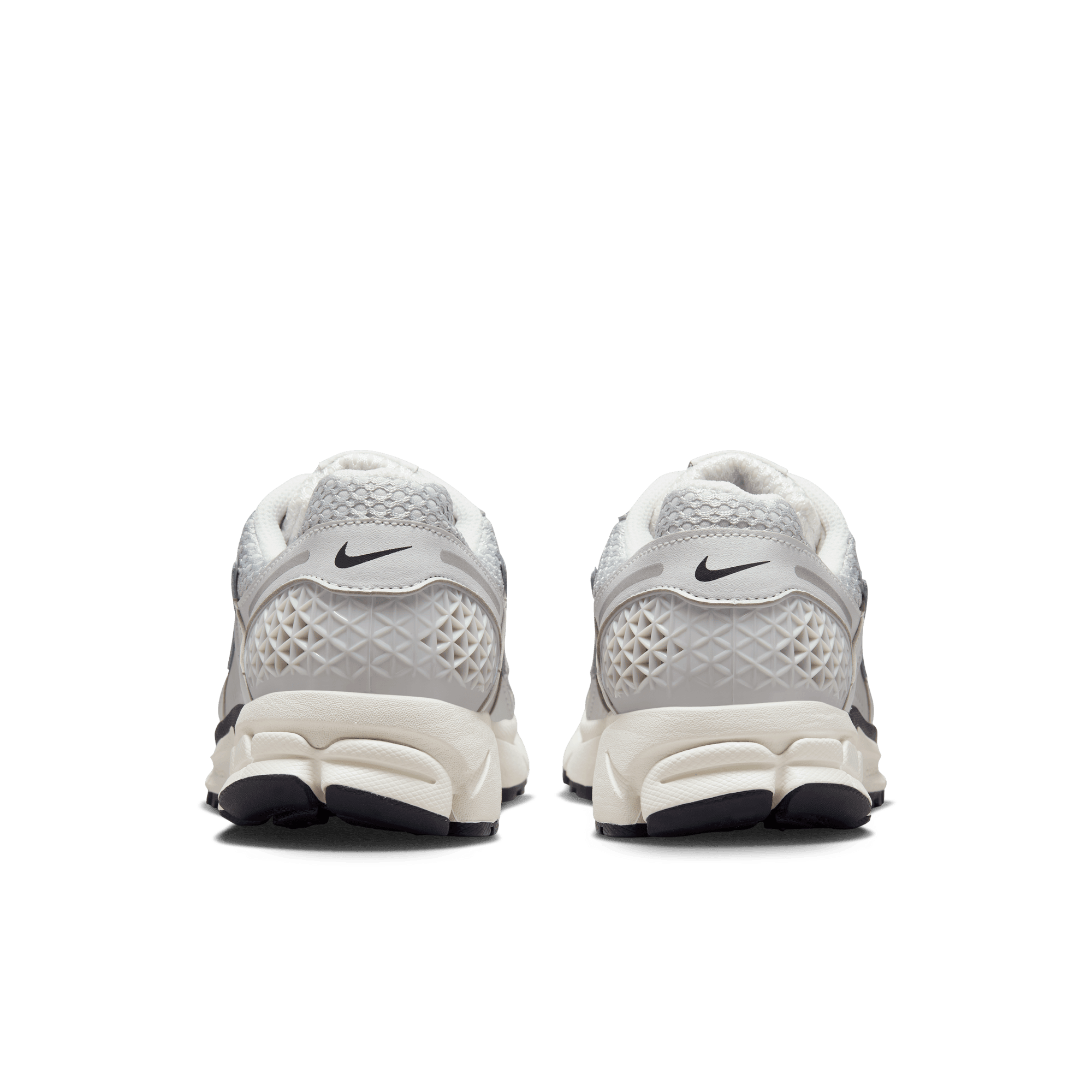 Nike WMNS ZOOM VOMERO 5 PHOTON DUST