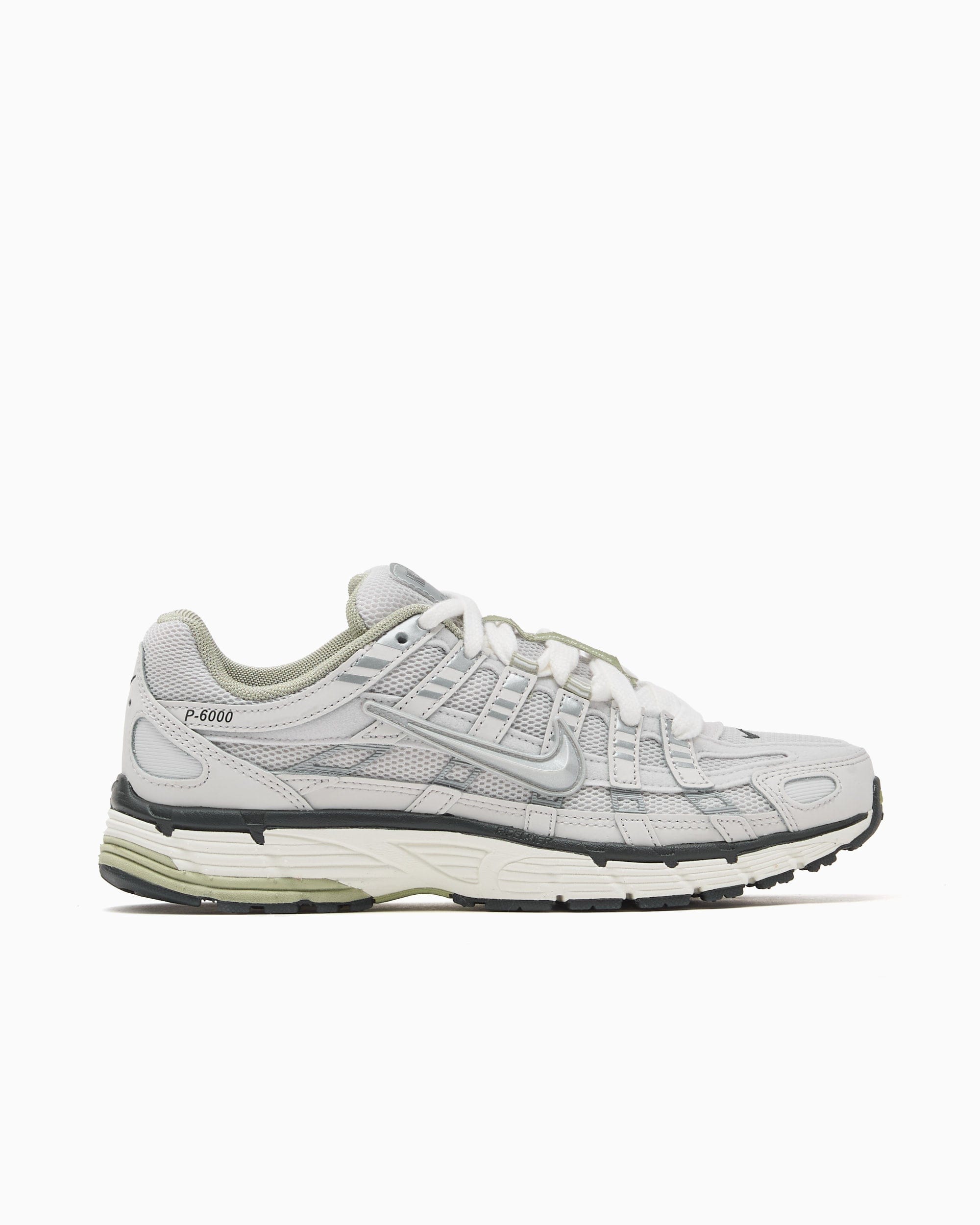 Nike P - 6000