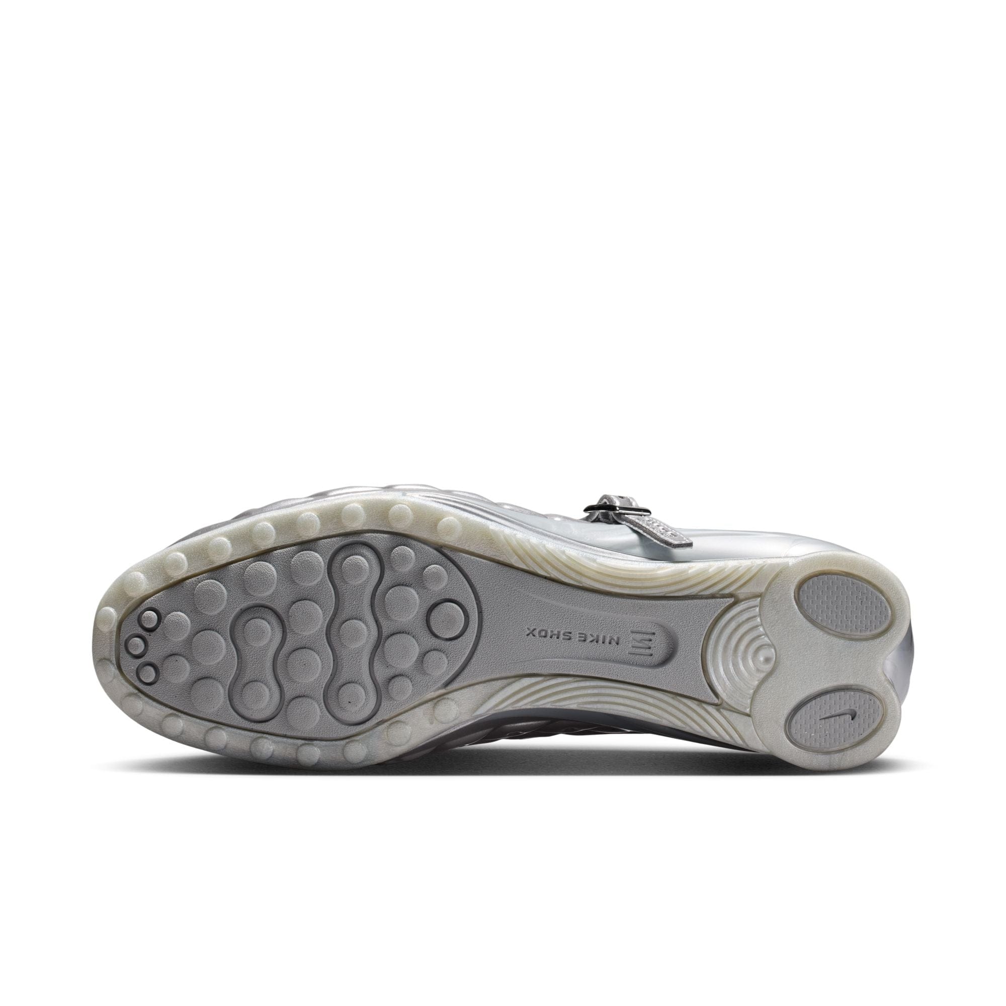 Nike Shox Z Calistra Color: Metallic Silver/Metallic Silver Style: IR5510 - 002