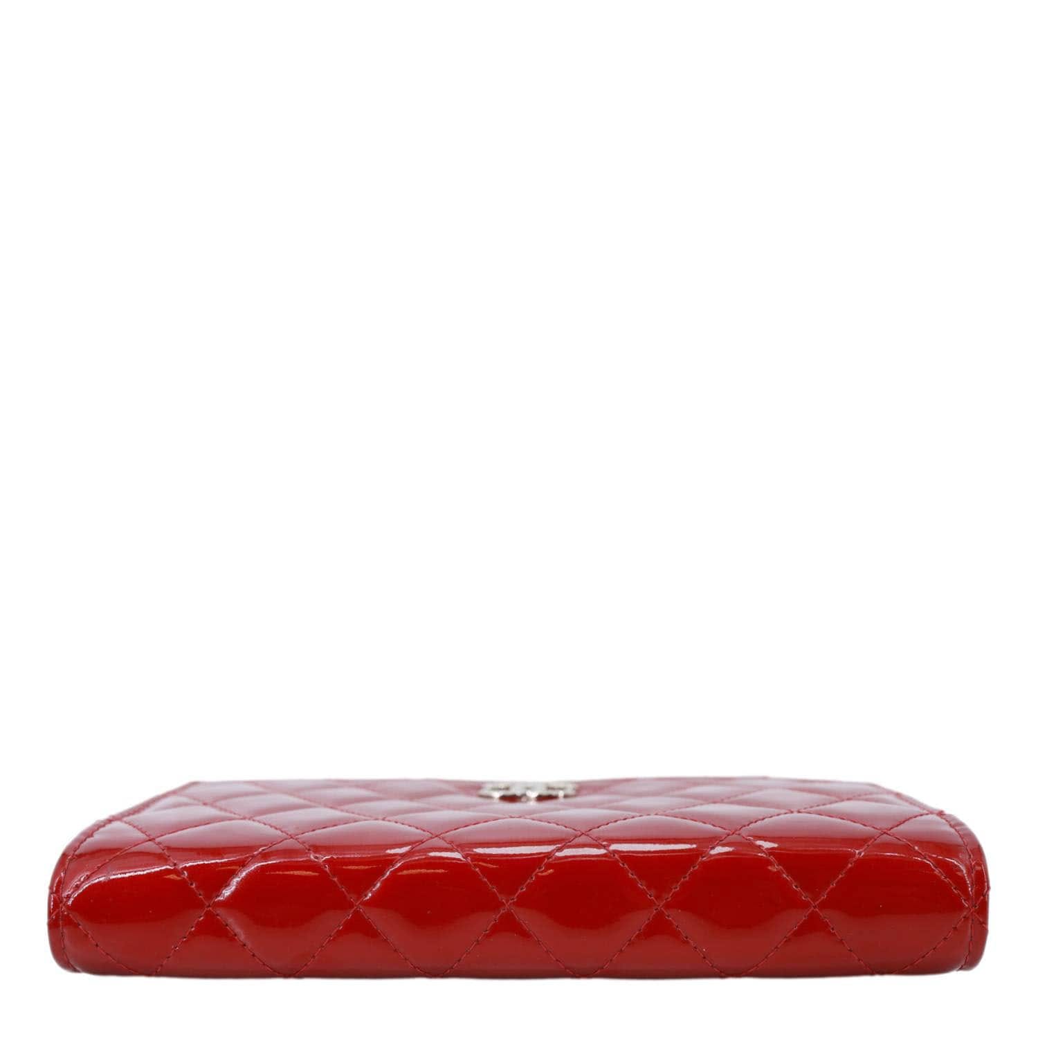 CHANEL Brilliant WOC Quilted Patent Leather Crossbody Wallet Red
