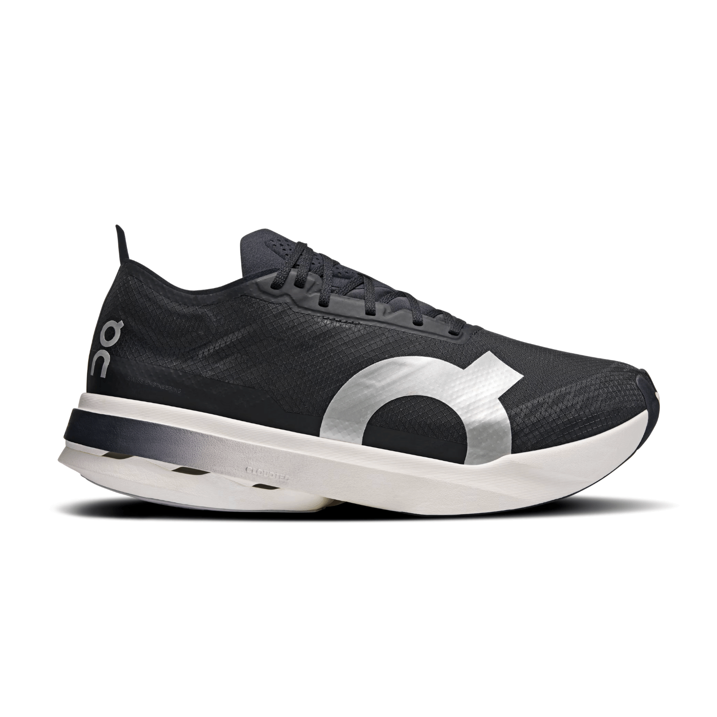 On Running Cloudboom Strike Black White UK 9.5 ( Warehouse Sale )