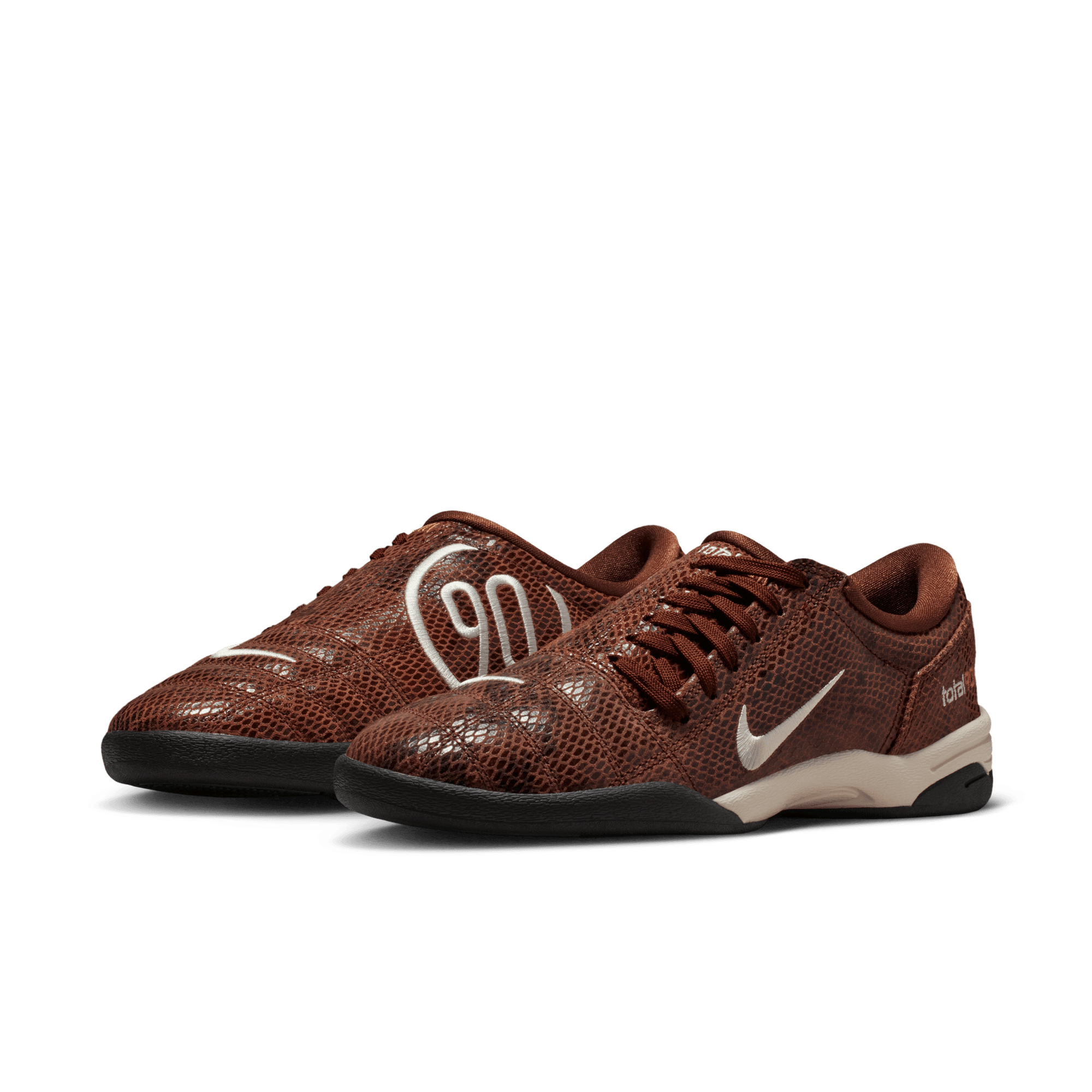 Nike WMNS TOTAL 90 SE - FAUNA BROWN / PALE IVORY