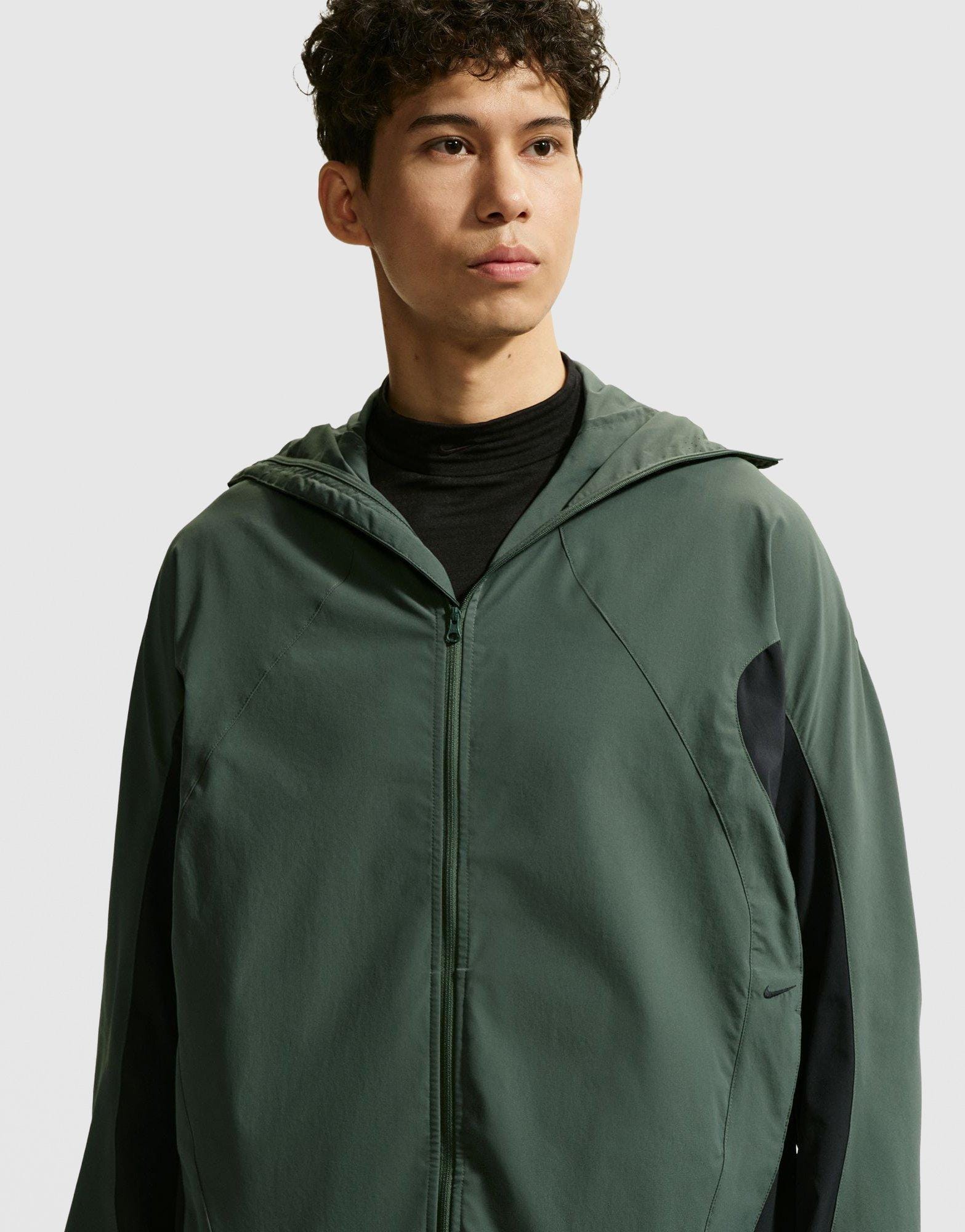 Nike Tech Helios Dri - FIT Long - Sleeve Jacket
