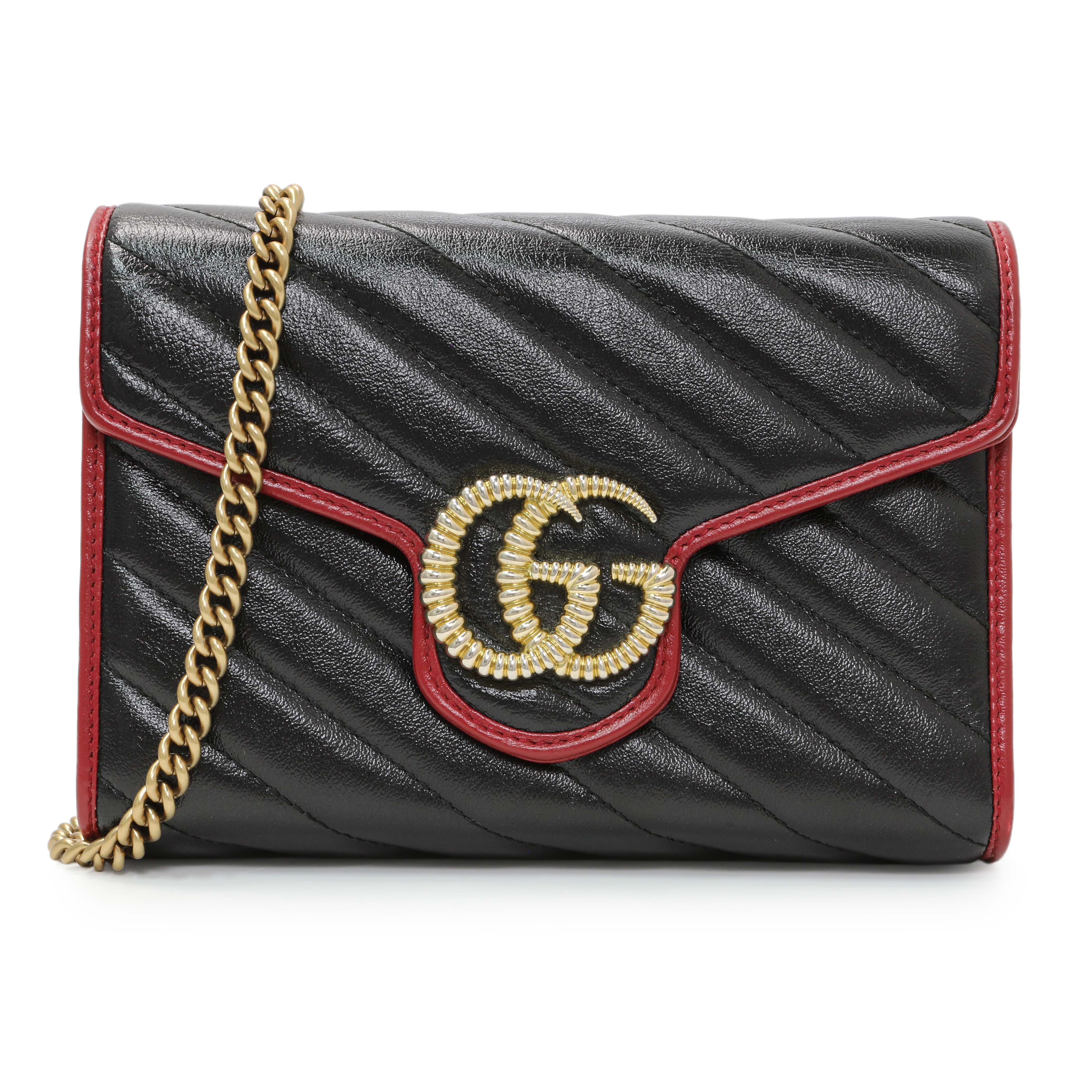 Gucci Black Red Vintage Effect Calfskin Matelasse Diagonal Torchon GG Marmont Chain Wallet