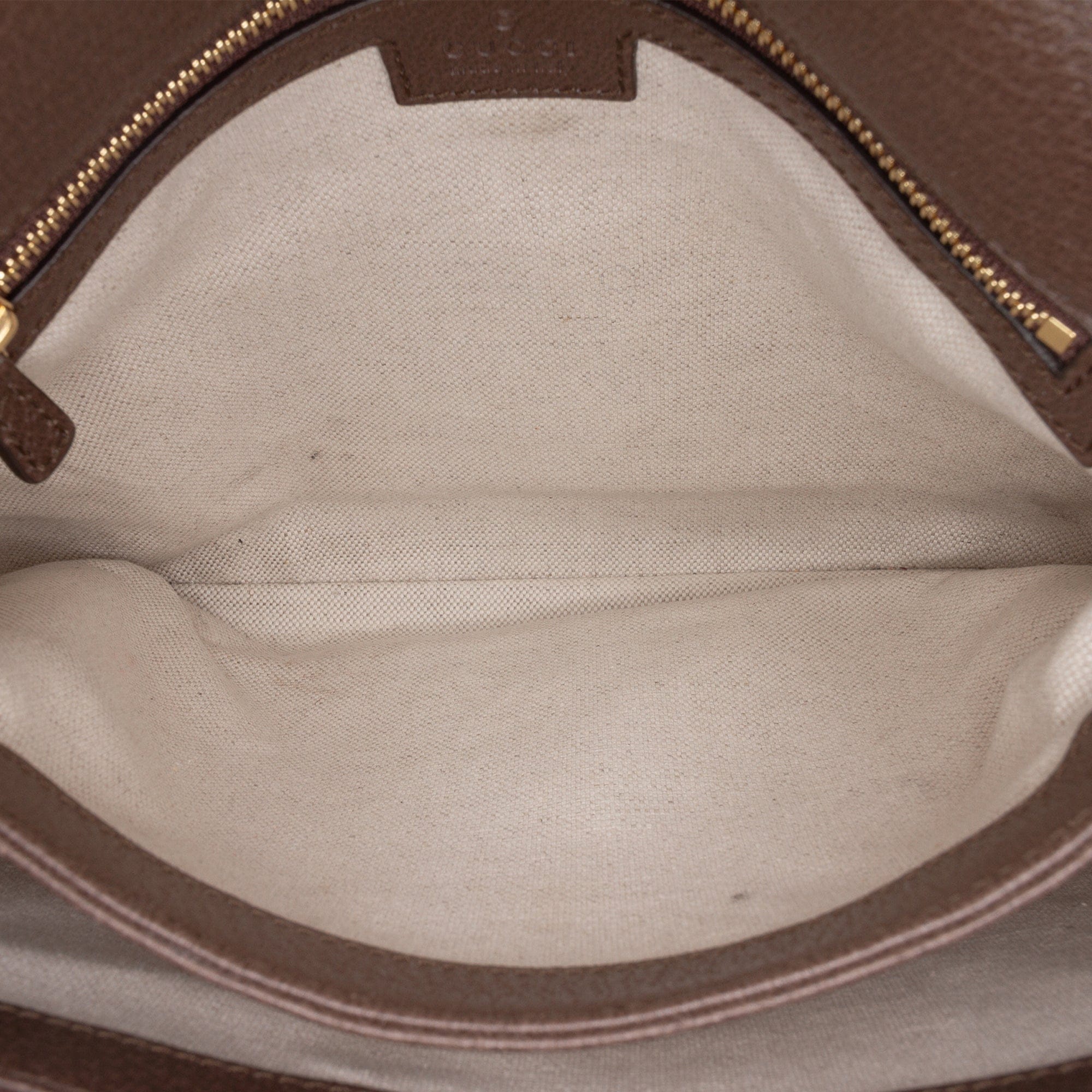 Gucci Medium GG Supreme Blondie Top Handle