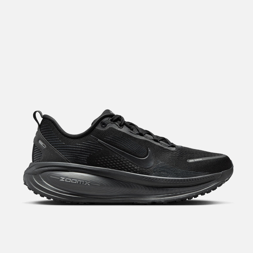 Nike VOMERO 18 - BLACK / DARK SMOKE GREY