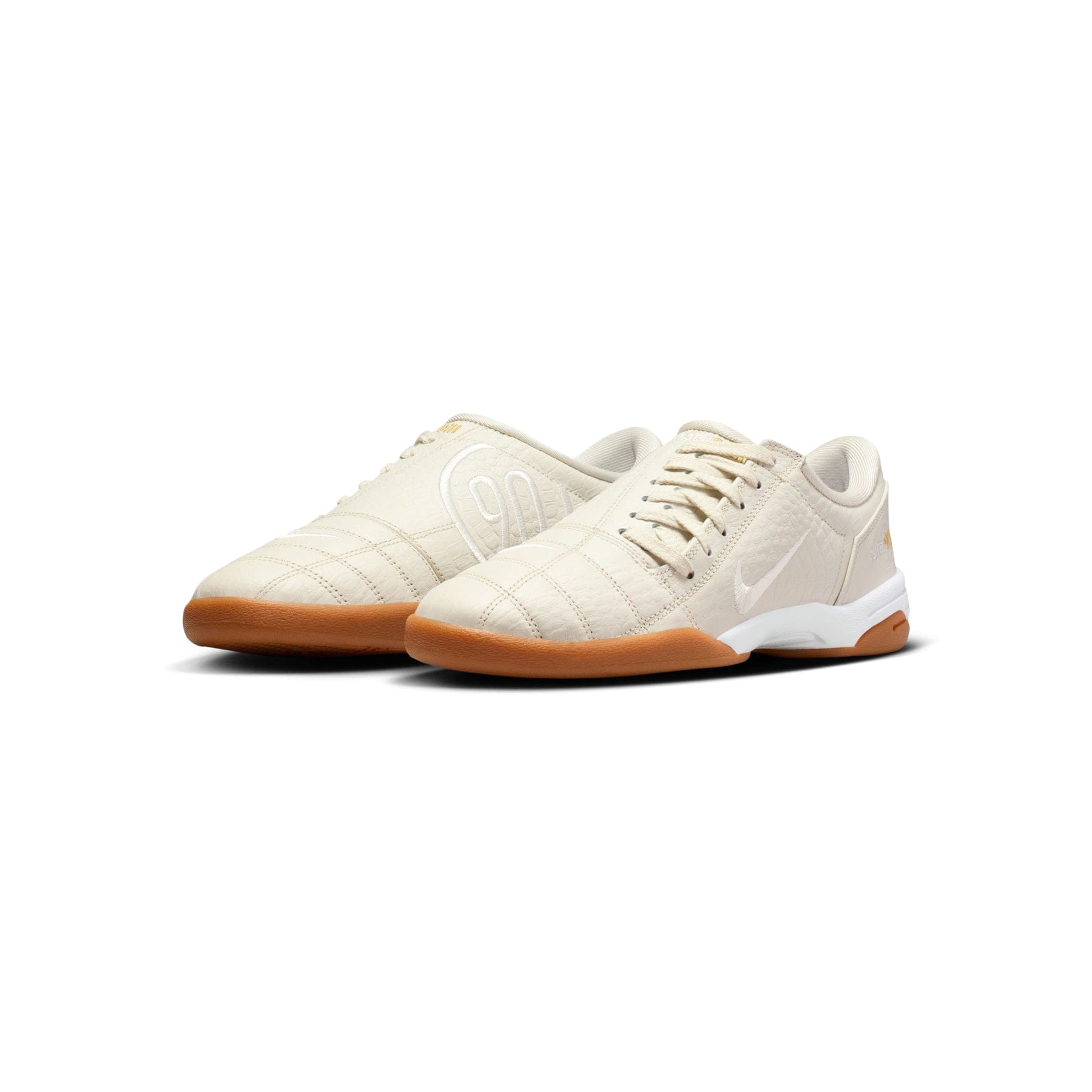Nike Total 90 (Light Bone/Sail - White - Gum Med Brown)