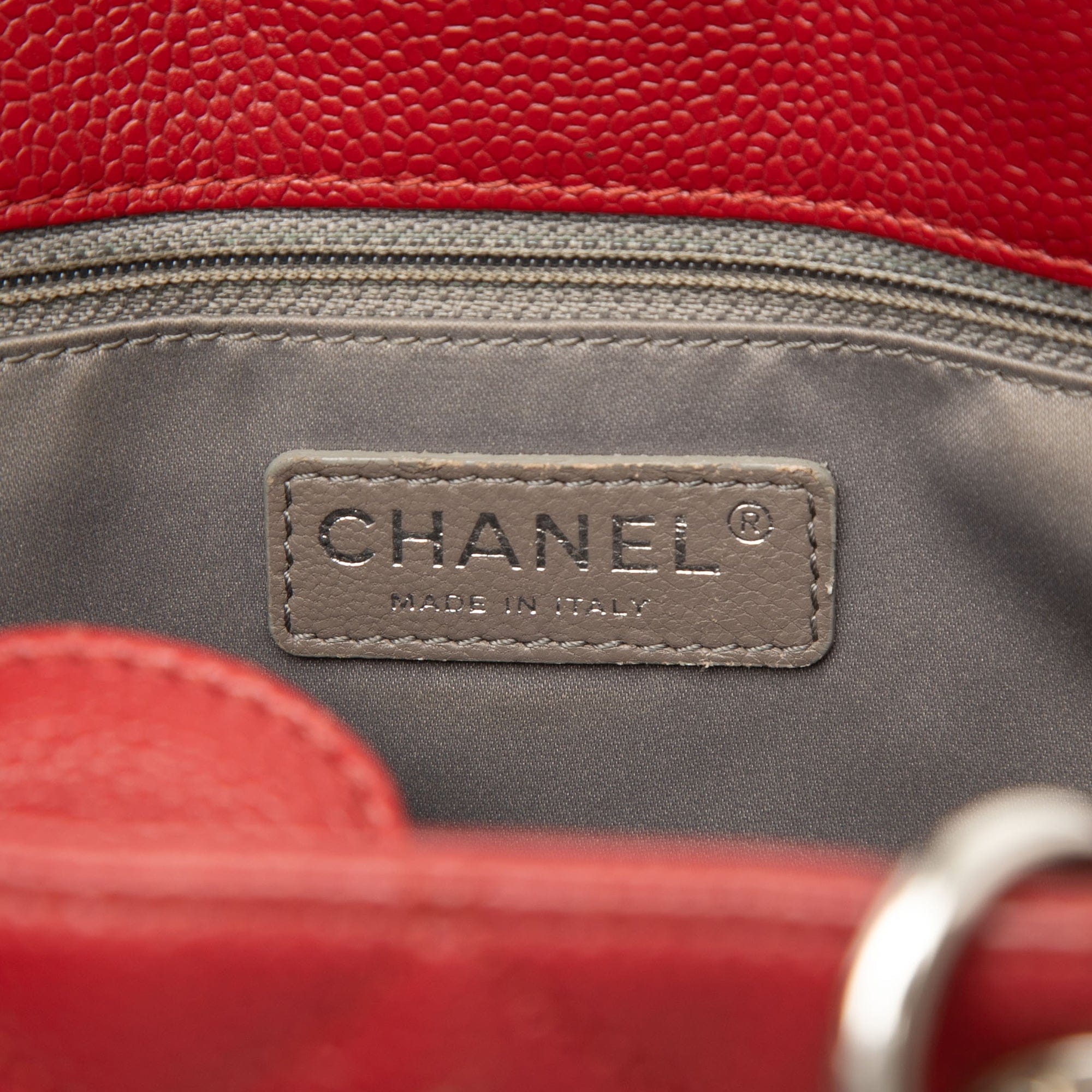 Chanel Caviar Vertical Grand Shopping Tote
