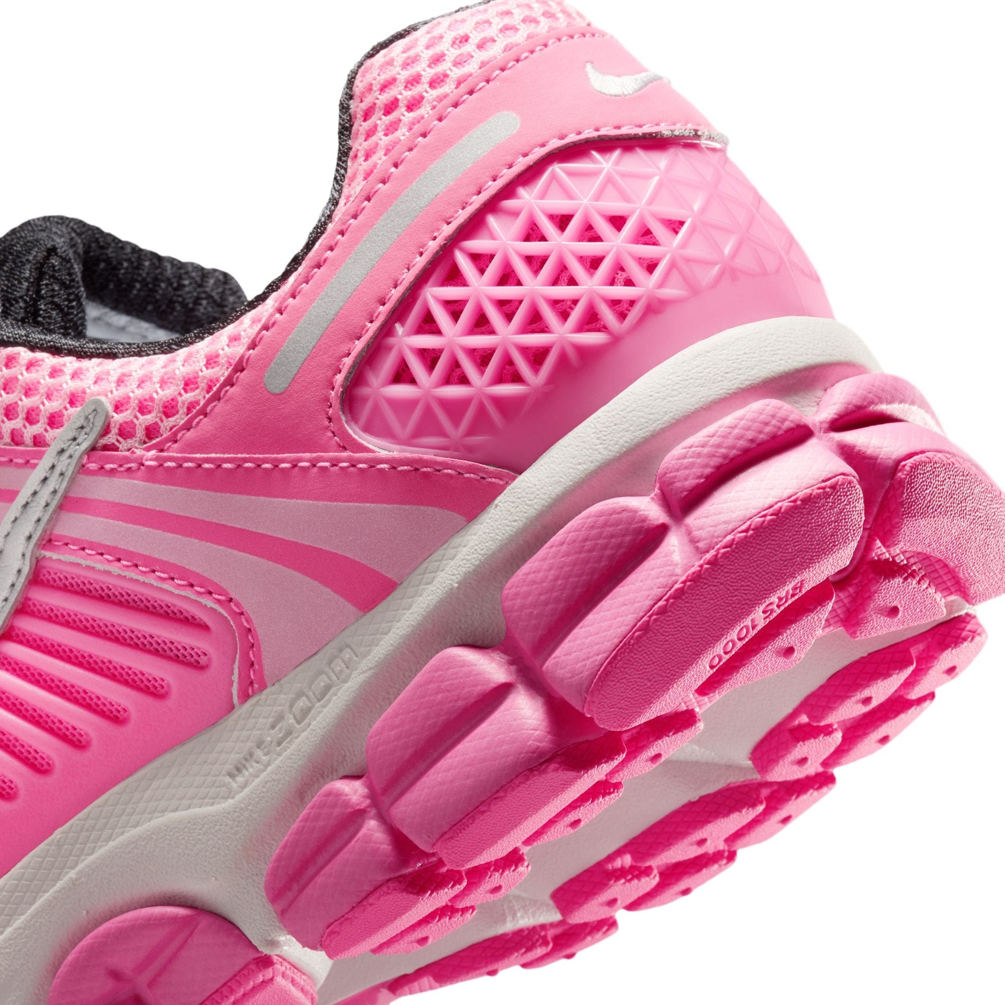 Nike Zoom Vomero 5 (Pink Glow/metallic Silver - pearl Pink)