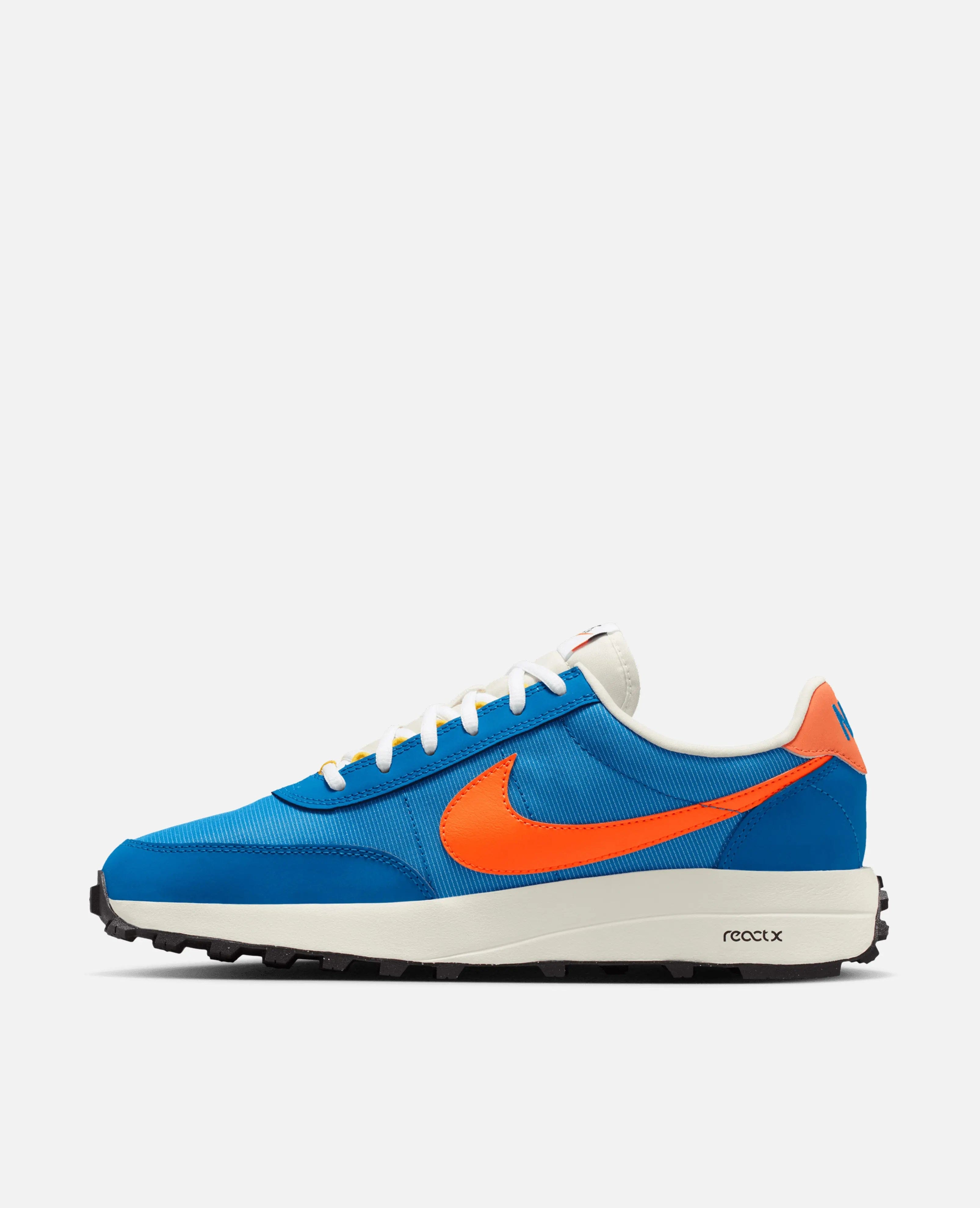 Nike ACG Ldv (Brilliant Blue/Turf Orange - Sail - White - Black - Tour Yellow)