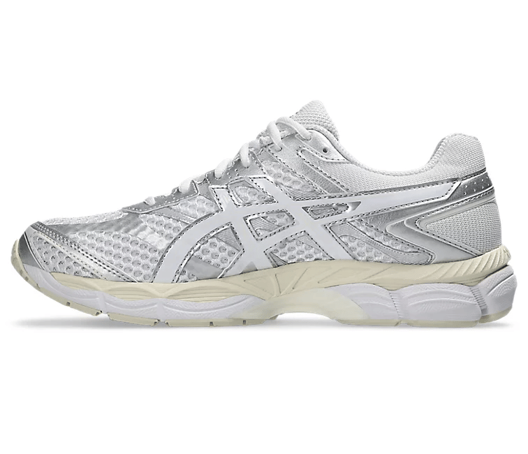 ASICS Women’s Asics Gel Cumulus 16 (White/Silver)