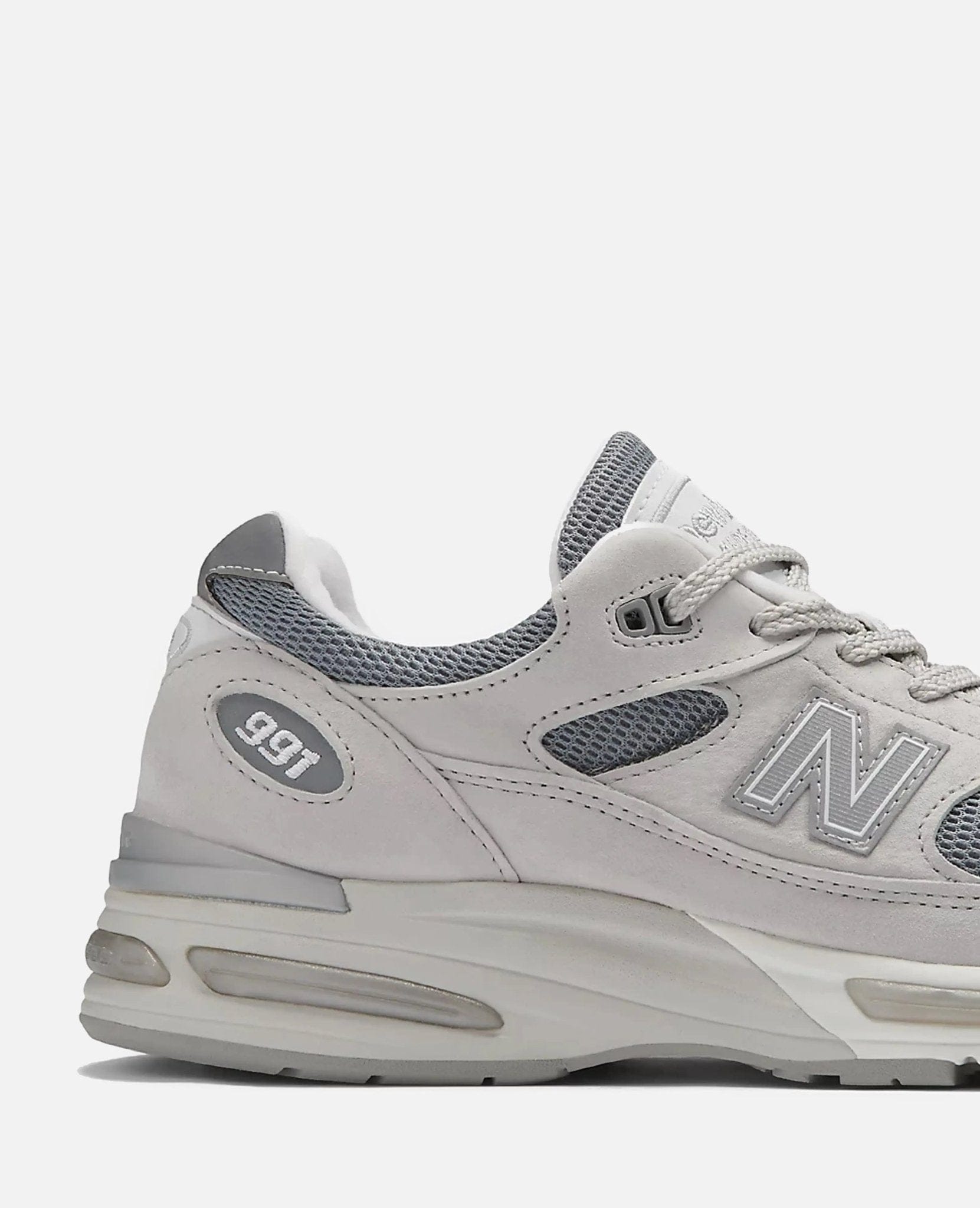 New Balance Made in UK U991v2 (Nimbus Cloud)