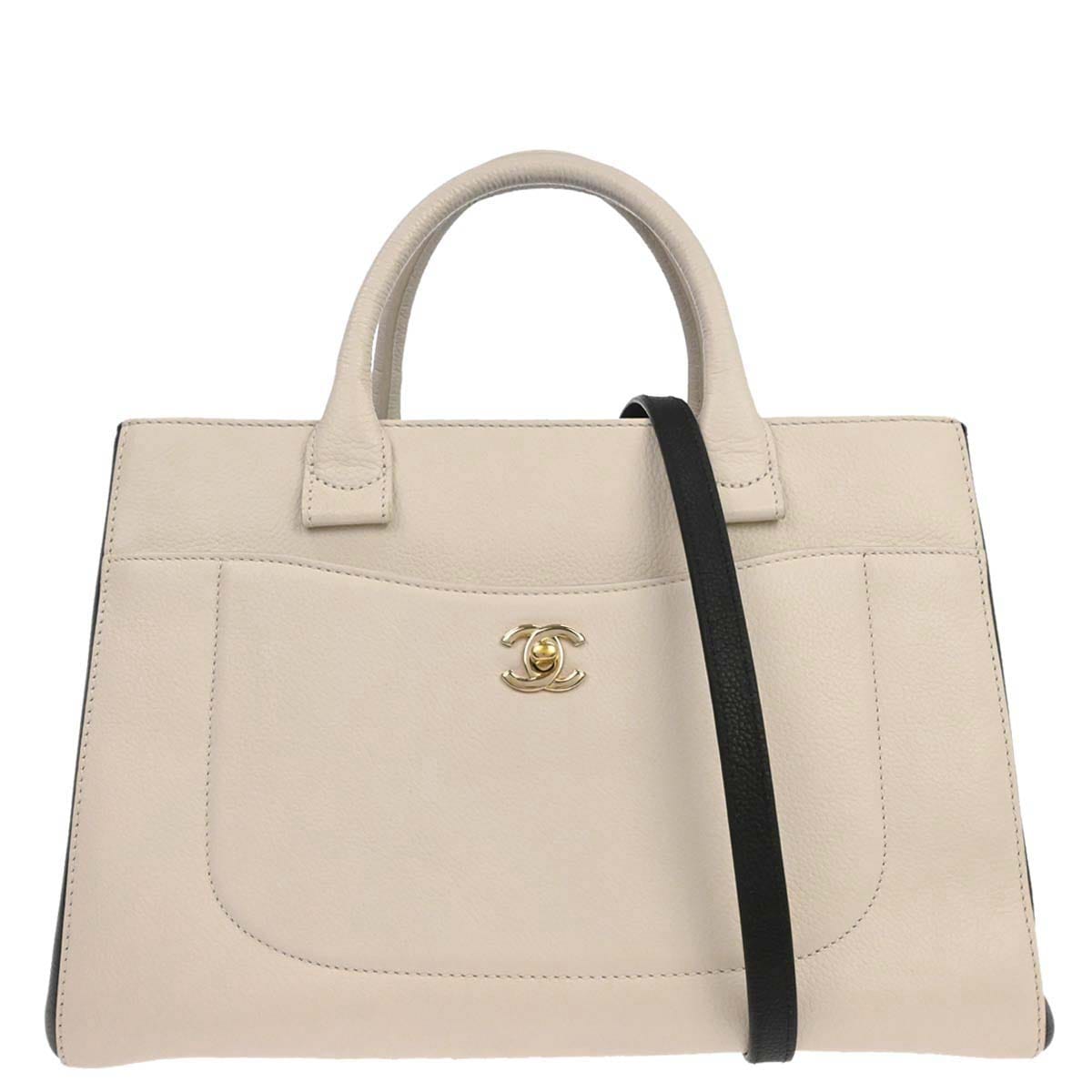 Chanel 2017 - 2018 Beige Calfskin Executive Cerf Tote 2way Shoulder Handbag