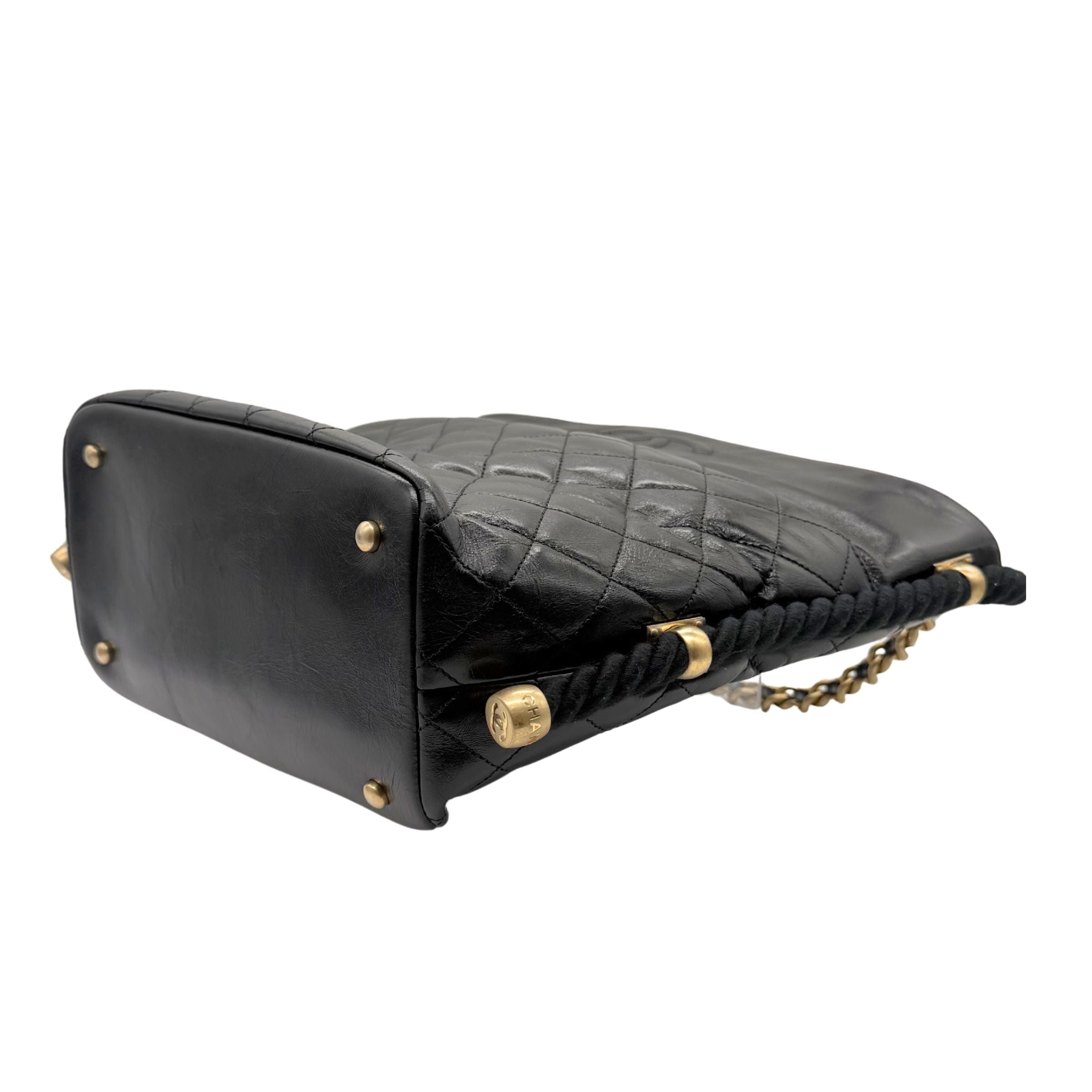 Chanel En Vogue Tote with Rope Handle