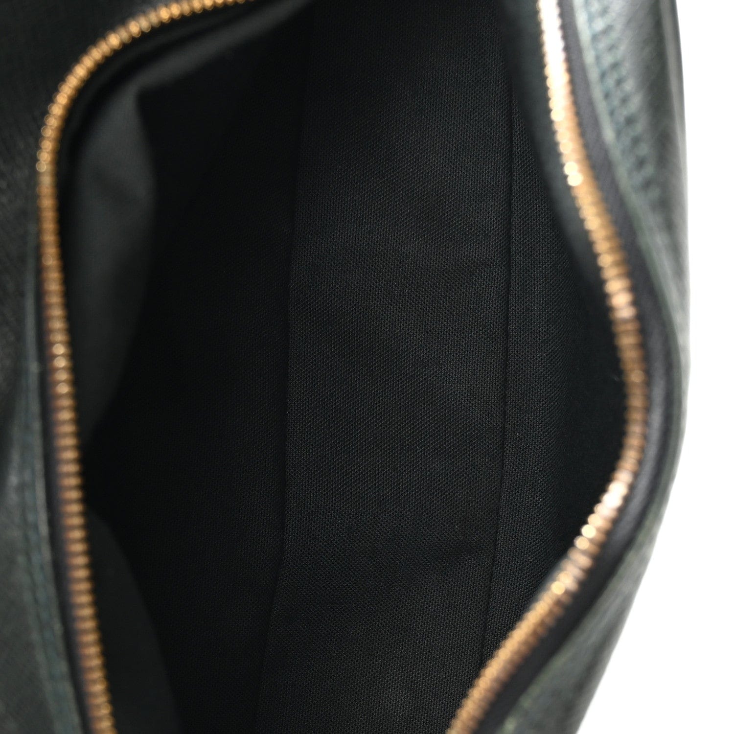 Louis Vuitton Taiga Reporter Messenger Epicea