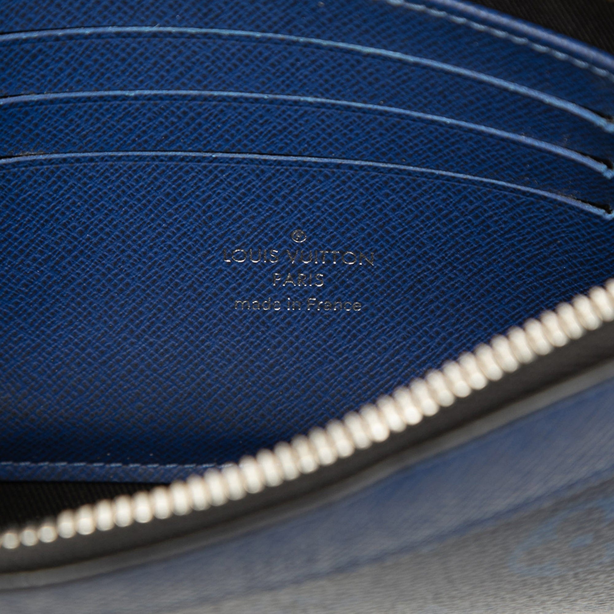 Louis Vuitton Monogram Taigarama Pochette Discovery PM