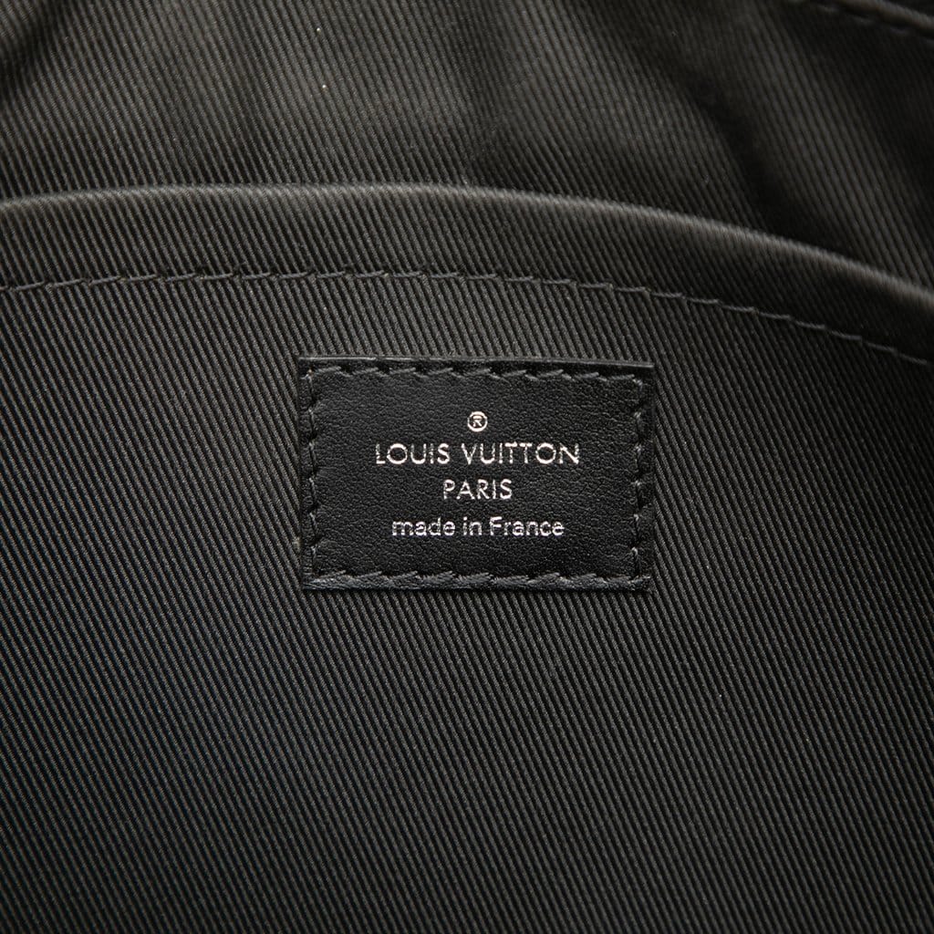 Louis Vuitton Monogram Macassar Discovery Pochette GM