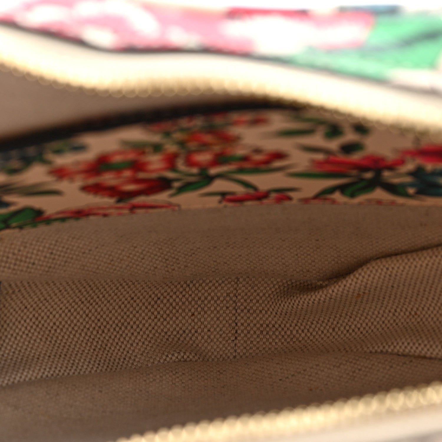 Gucci Calfskin Brit Roses Print Matelasse Diagonal Mini Interlocking G Heart Shoulder Bag Multicolor Multicolor