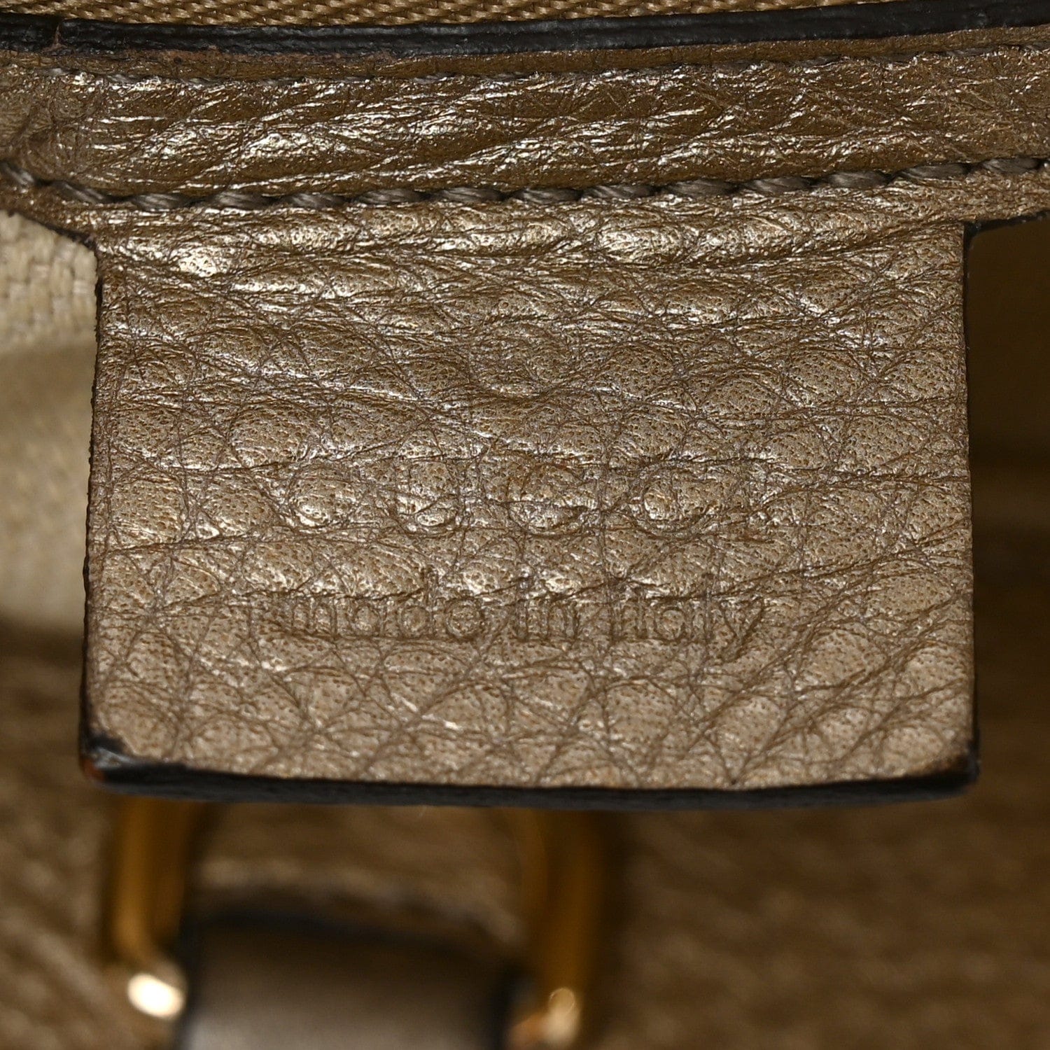 Gucci Metallic Pebbled Calfskin Medium Soho Chain Shoulder Bag Golden Beige