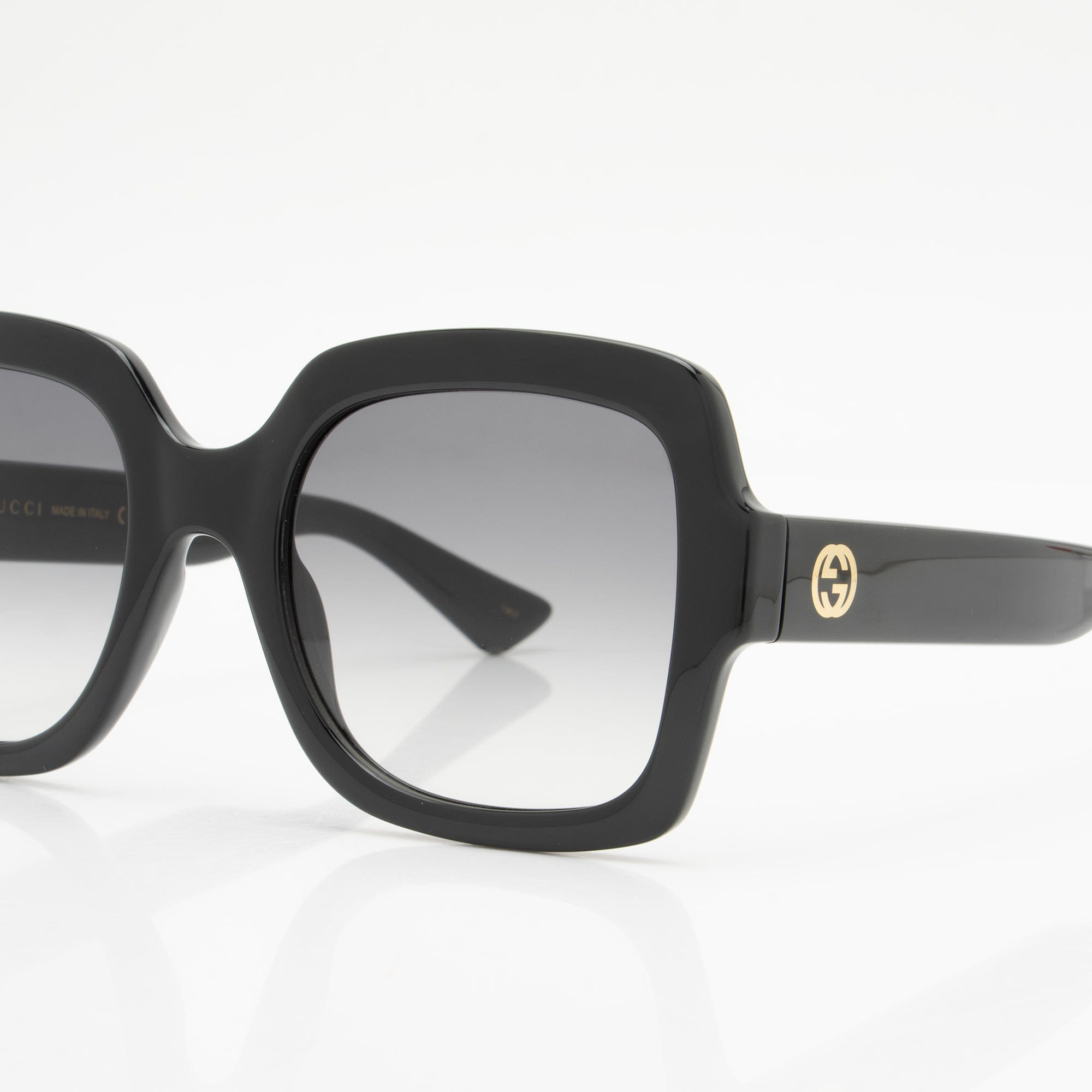Gucci Interlocking G Oversized Sunglasses