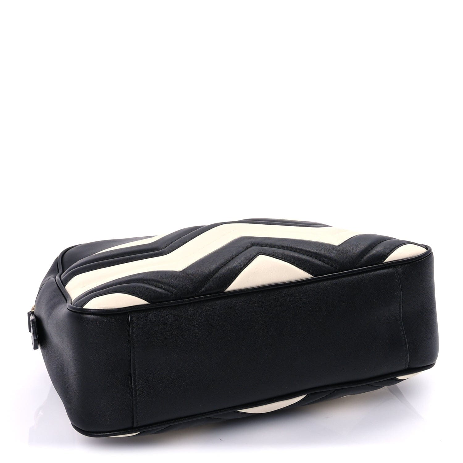 Gucci Calfskin Matelasse Medium GG Marmont Chain Shoulder Bag Black White