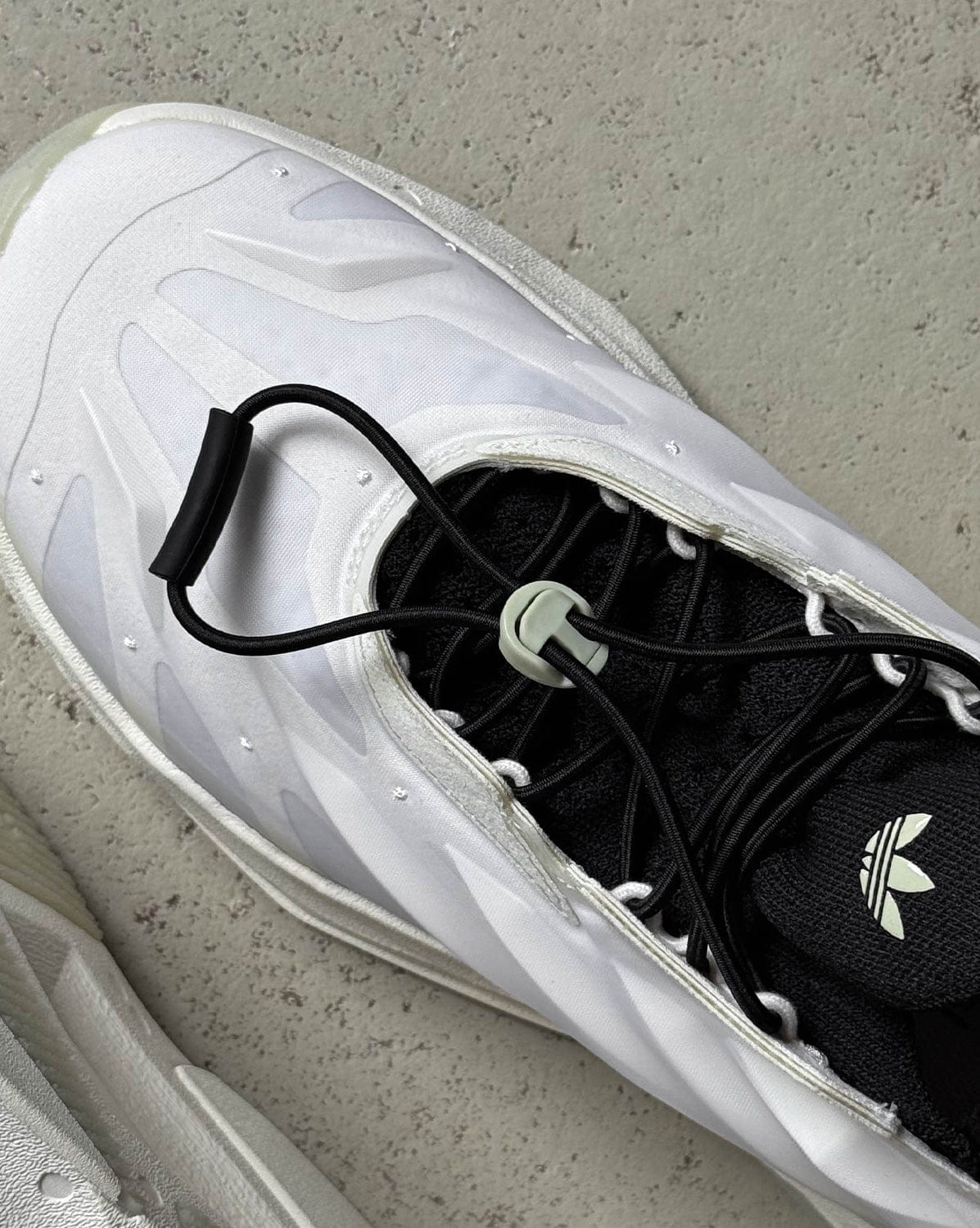 adidas Terra Mono Lightstrike