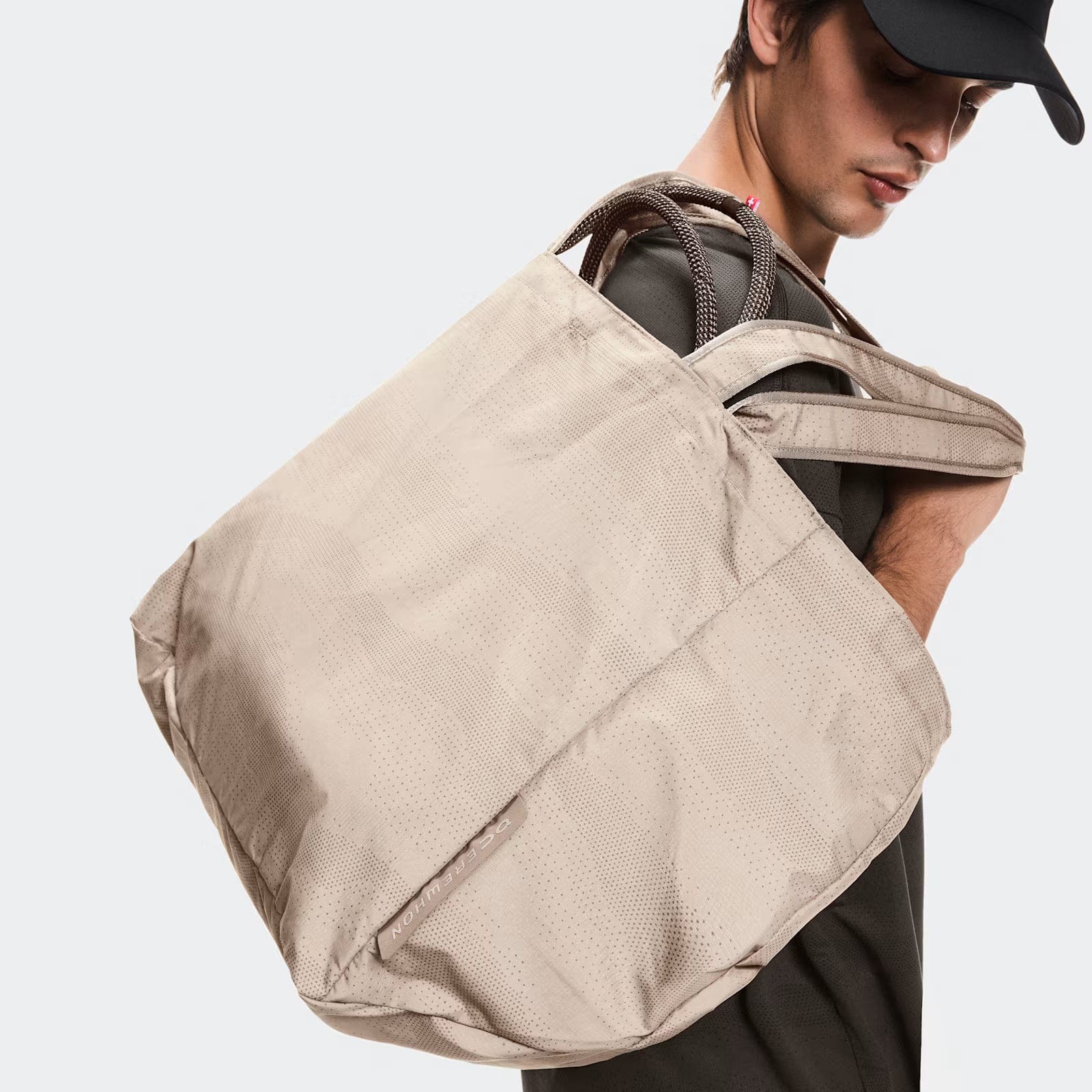 On Running On Cargo Pack Erewhon Cinder
