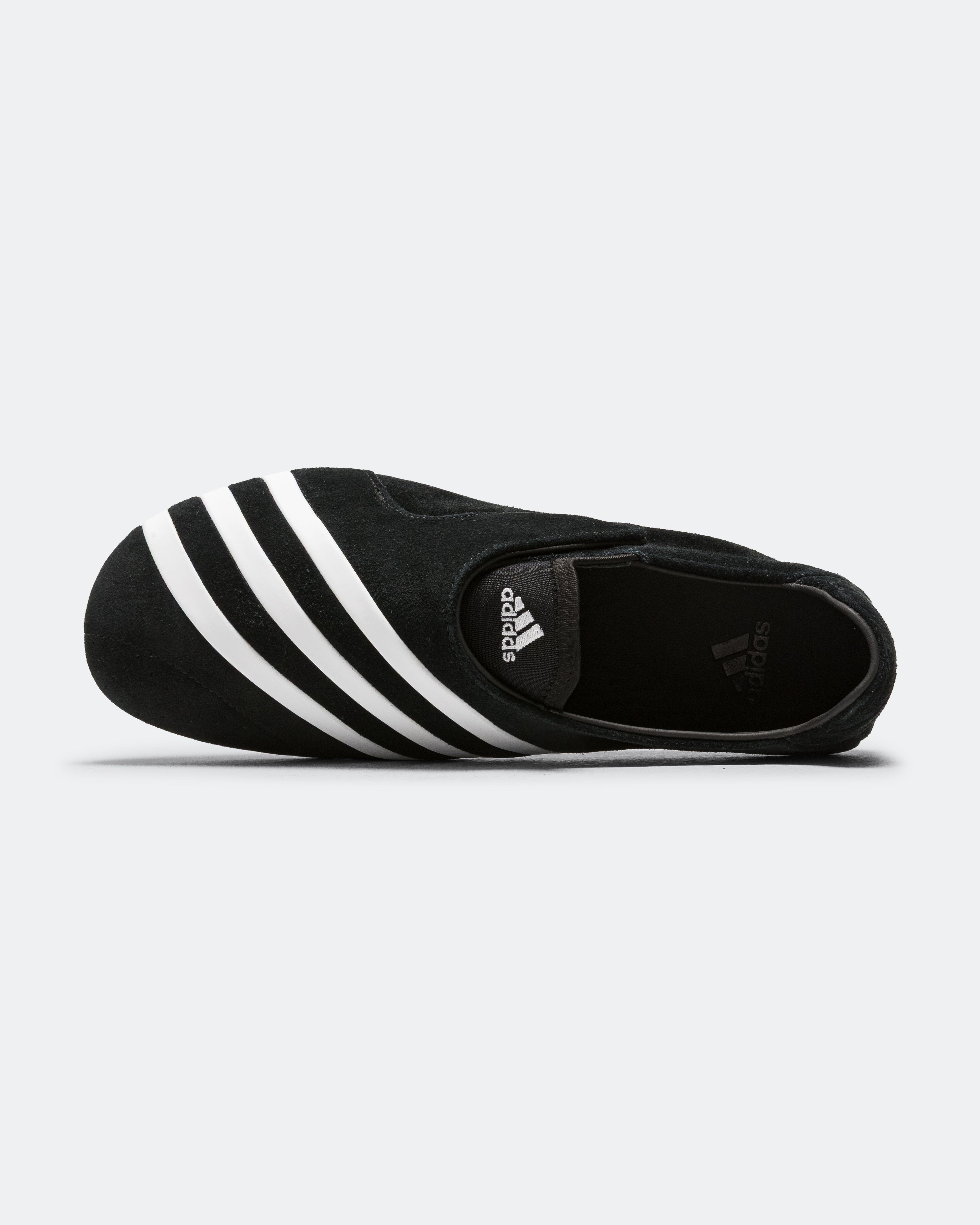 adidas Virginia Yoga Vario Flat Earth by Pharrell - Core Black/Footwear White - Core Black