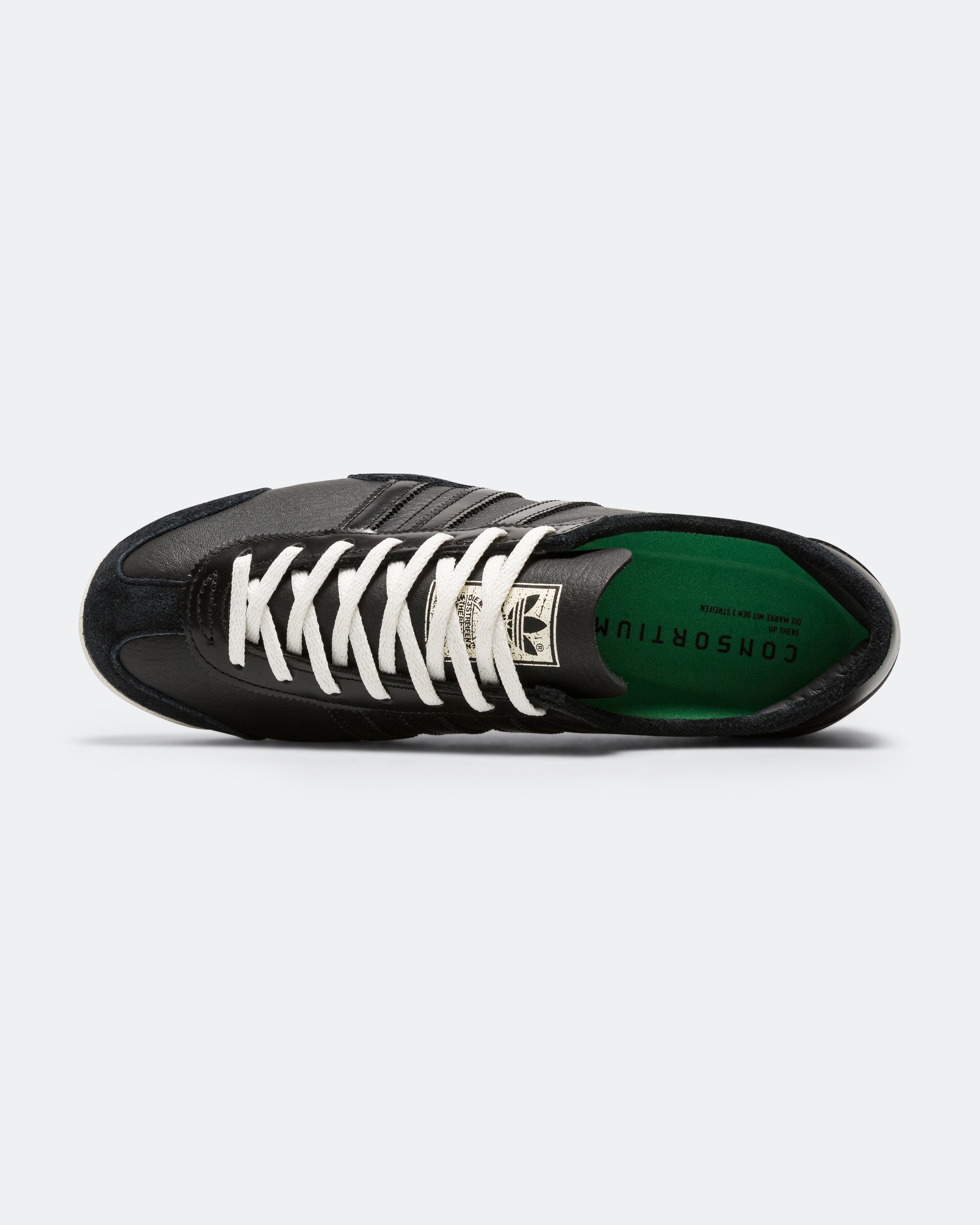 adidas Melbourne x UP THERE - Core Black/Core Black - Off White