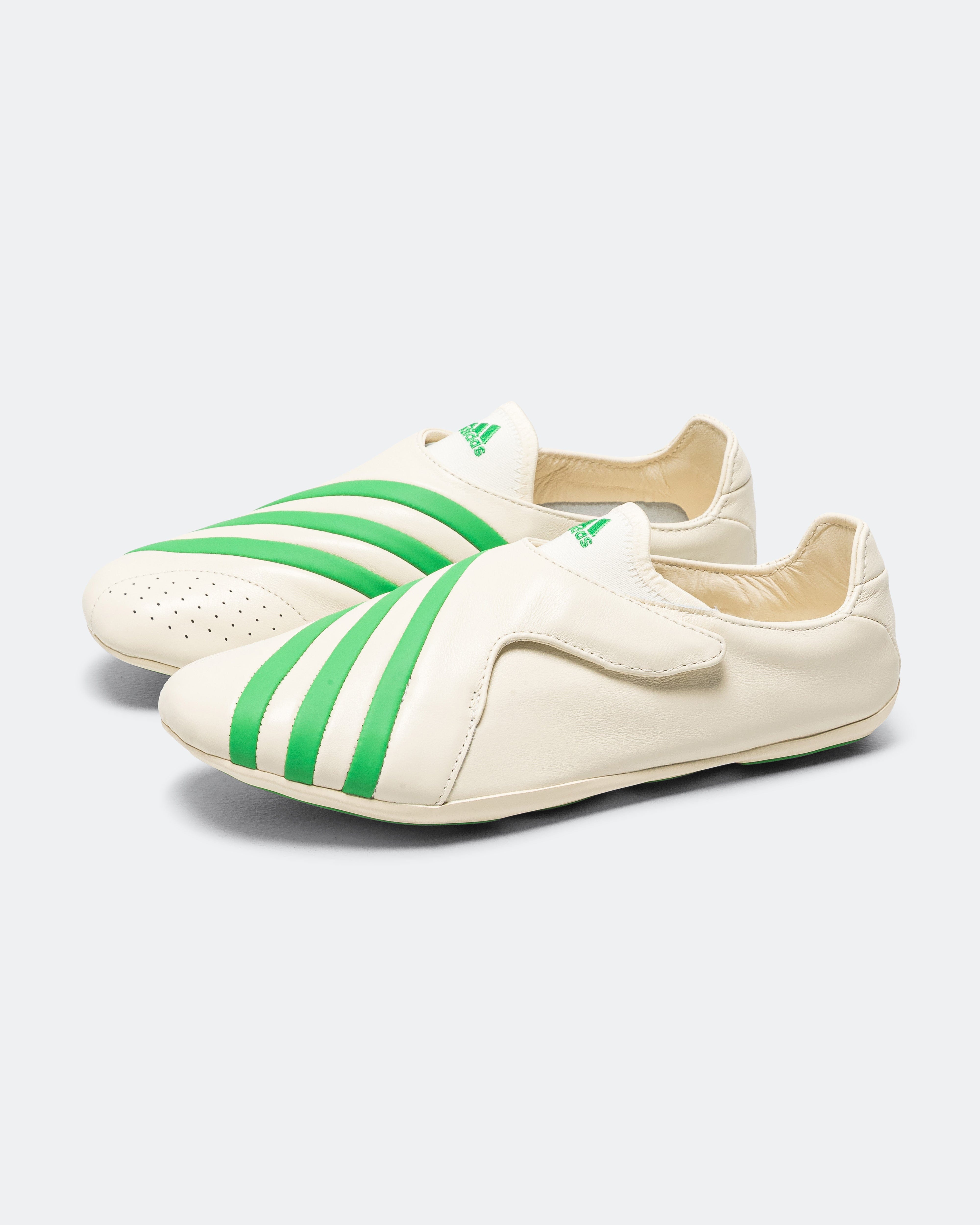 adidas Virginia Yoga Vario Flat Earth by Pharrell - Core White/Green
