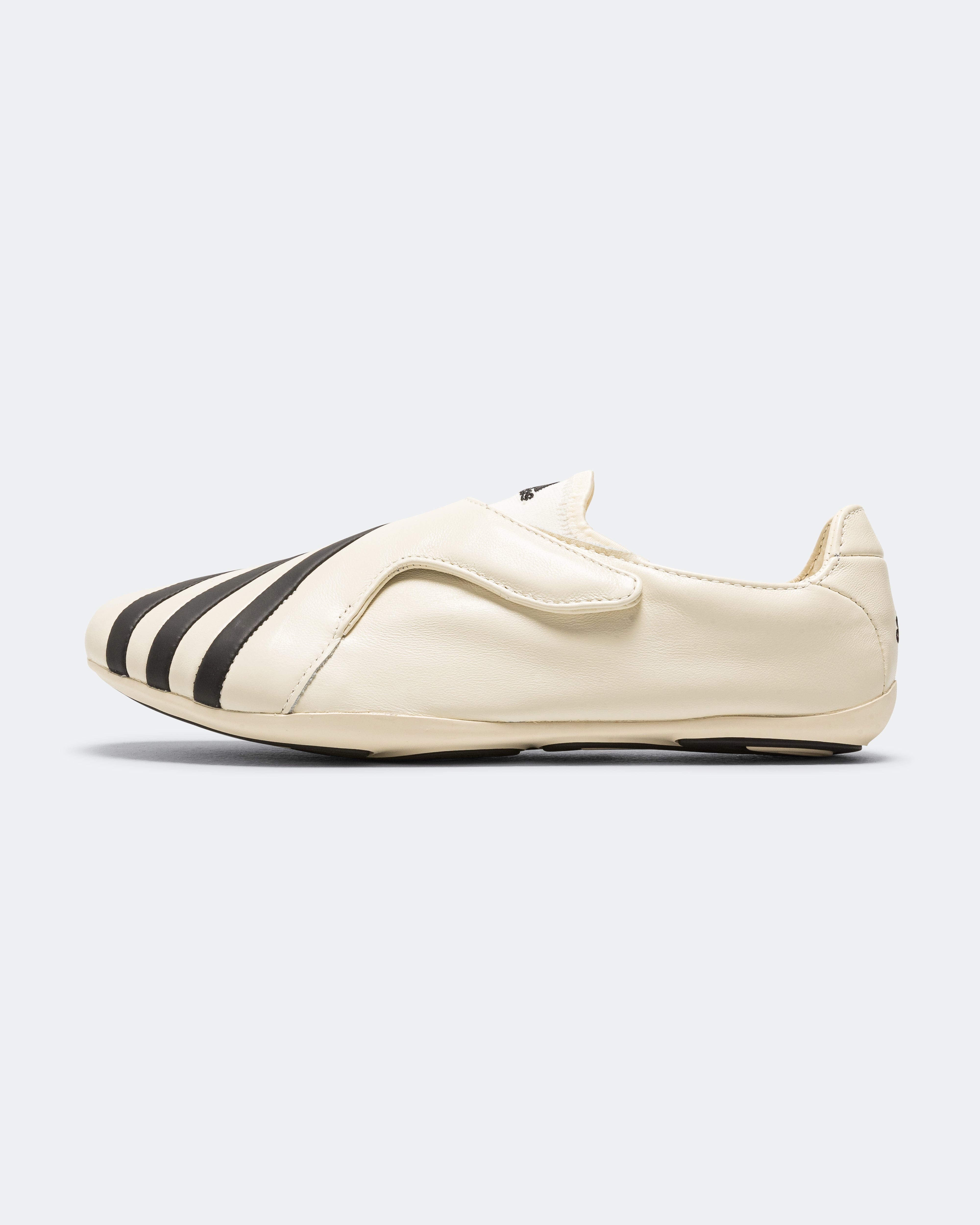 adidas Virginia Yoga Vario Flat Earth by Pharrell - Core White/Core Black