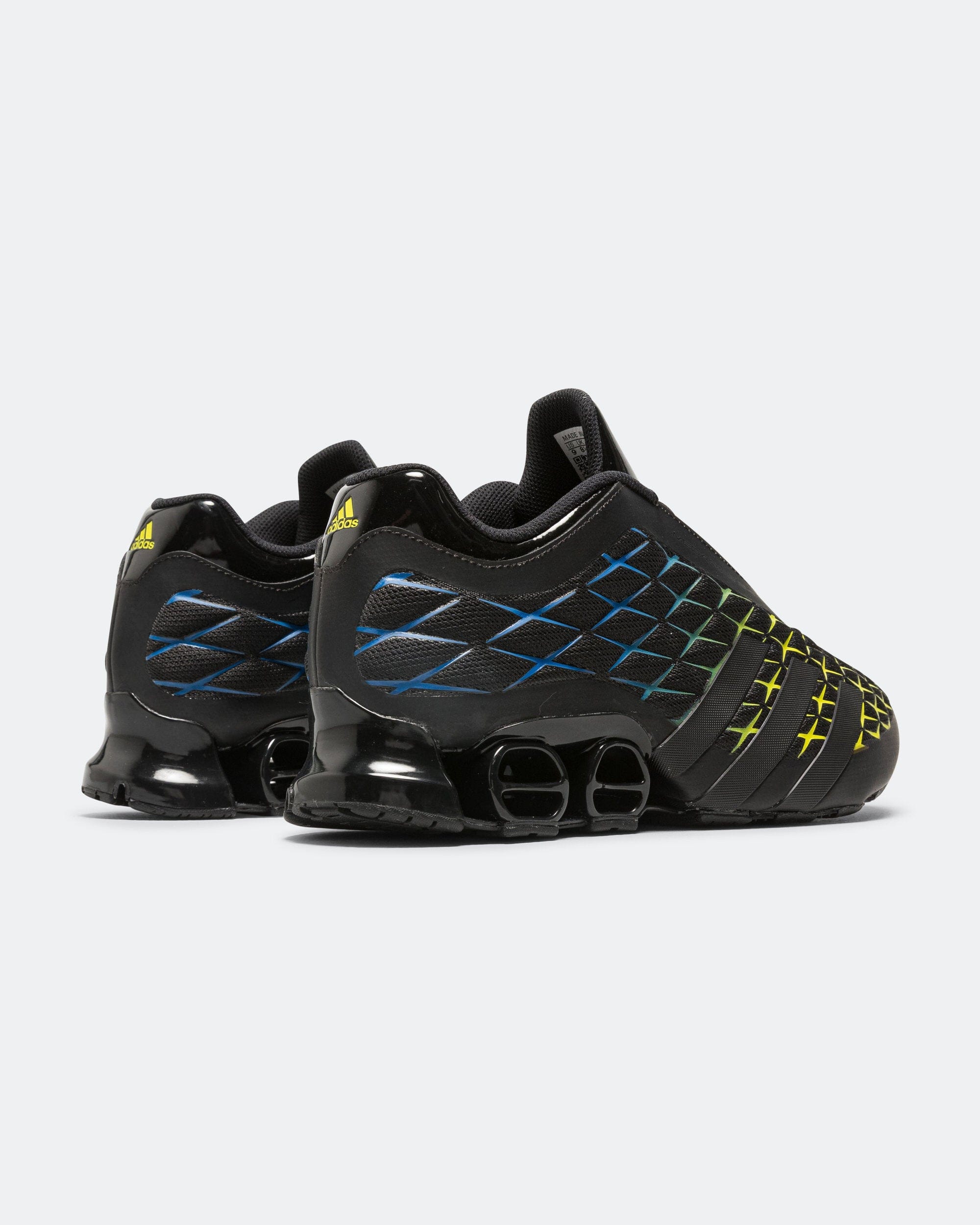 adidas Megaride S4 - Core Black/Core Black - Semi Solar Yellow