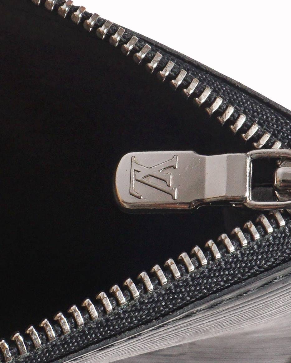 Louis Vuitton Black Epi Leather Pochette Shoulder Bag