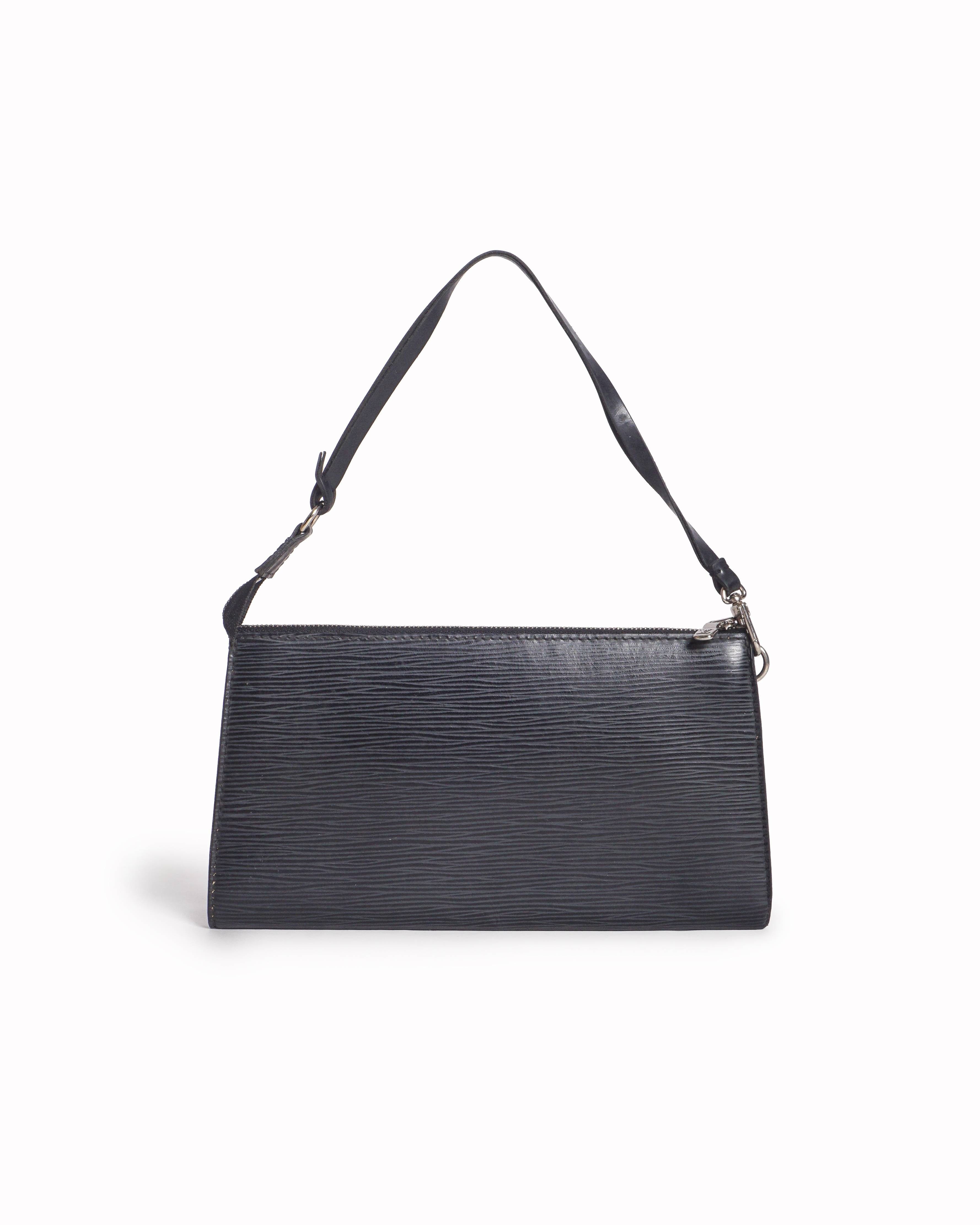 Louis Vuitton Black Epi Leather Pochette Shoulder Bag