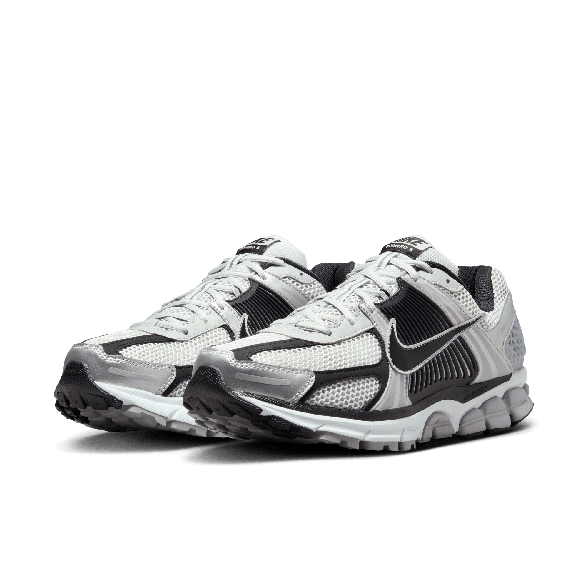 Nike ZOOM VOMERO 5 - METALLIC SILVER / BLACK / PURE PLATINUM