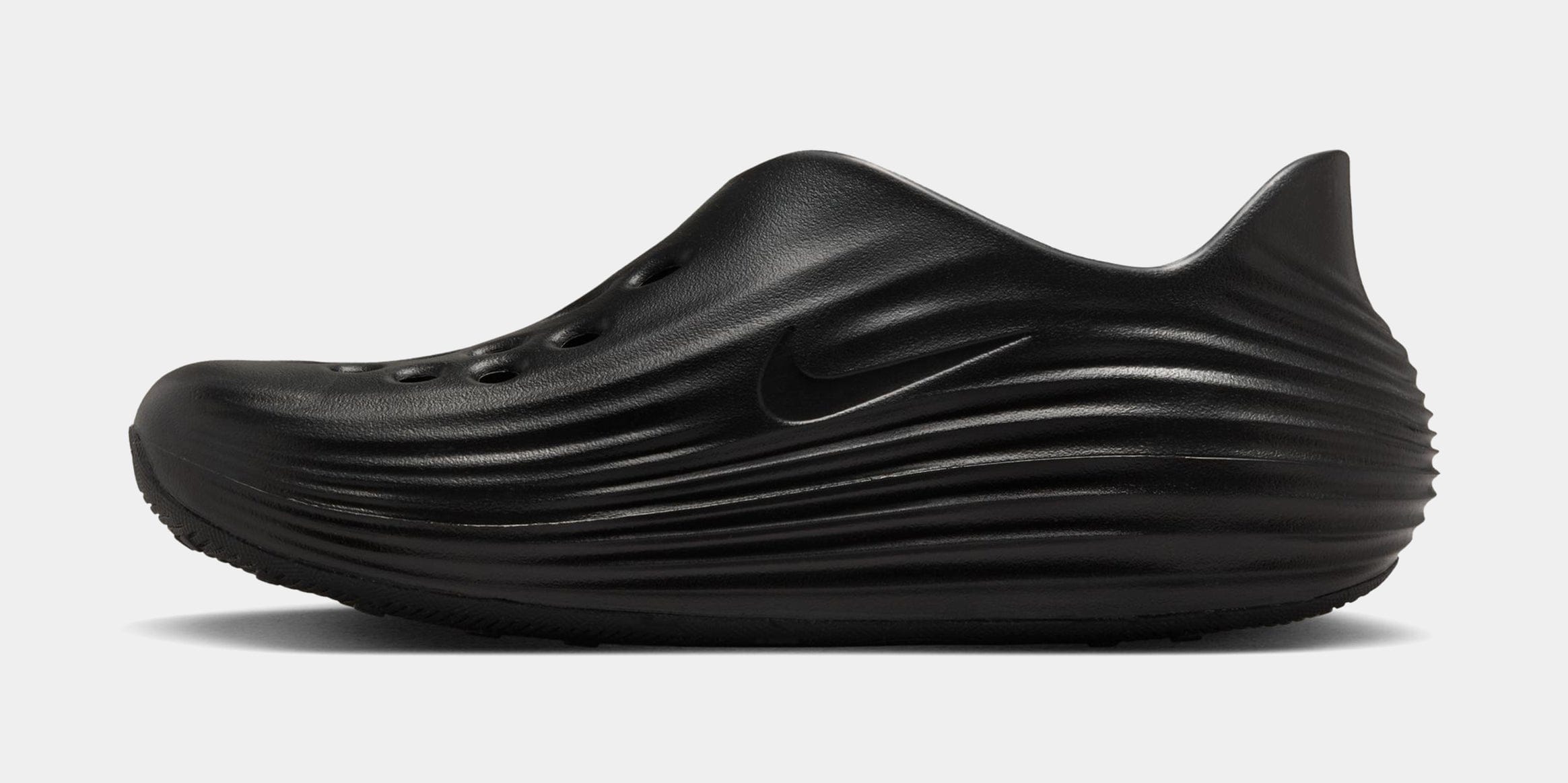 Nike ReactX Rejuven8 Womens Sandals (Black)