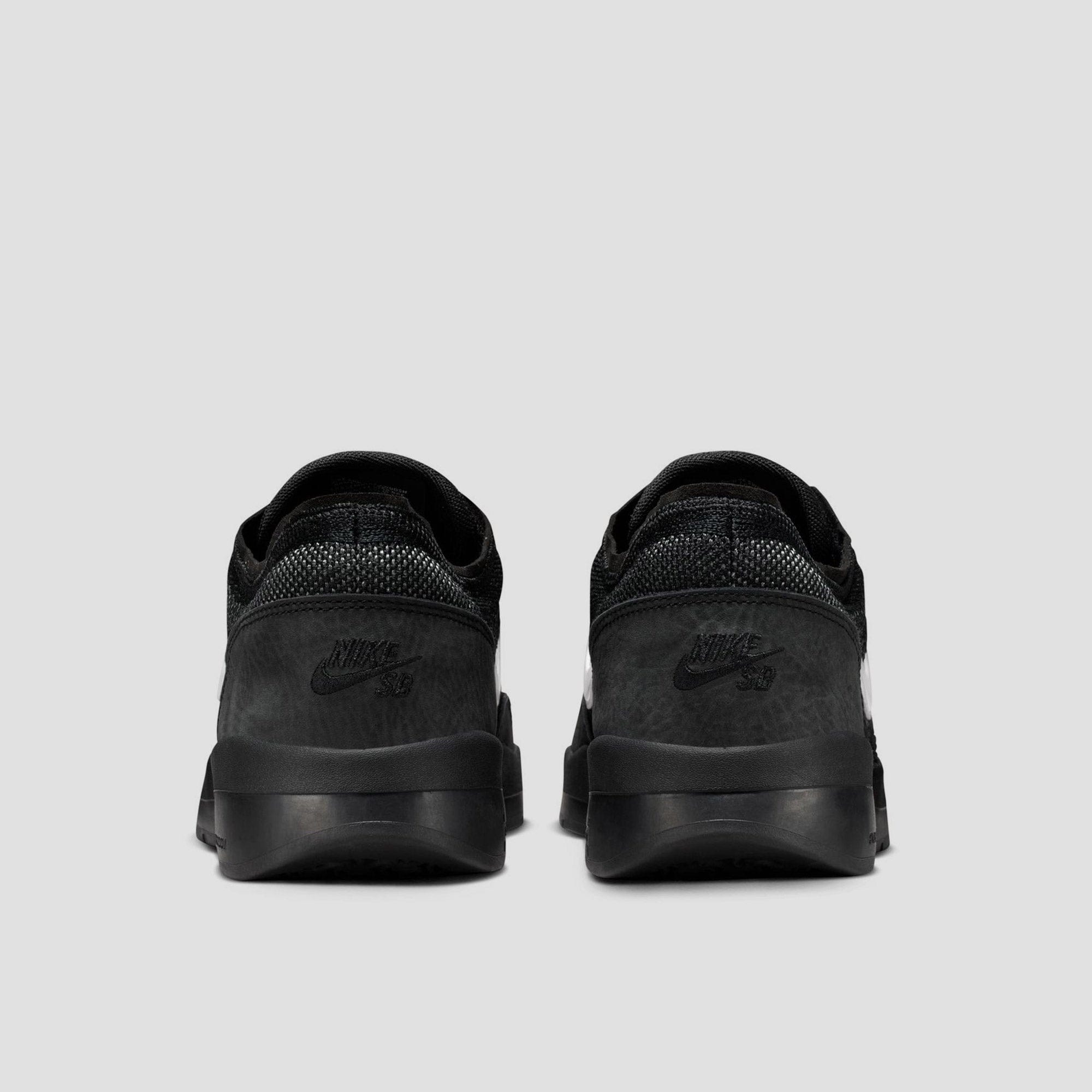 Nike SB PS8 Skate Shoes Black / White / Black