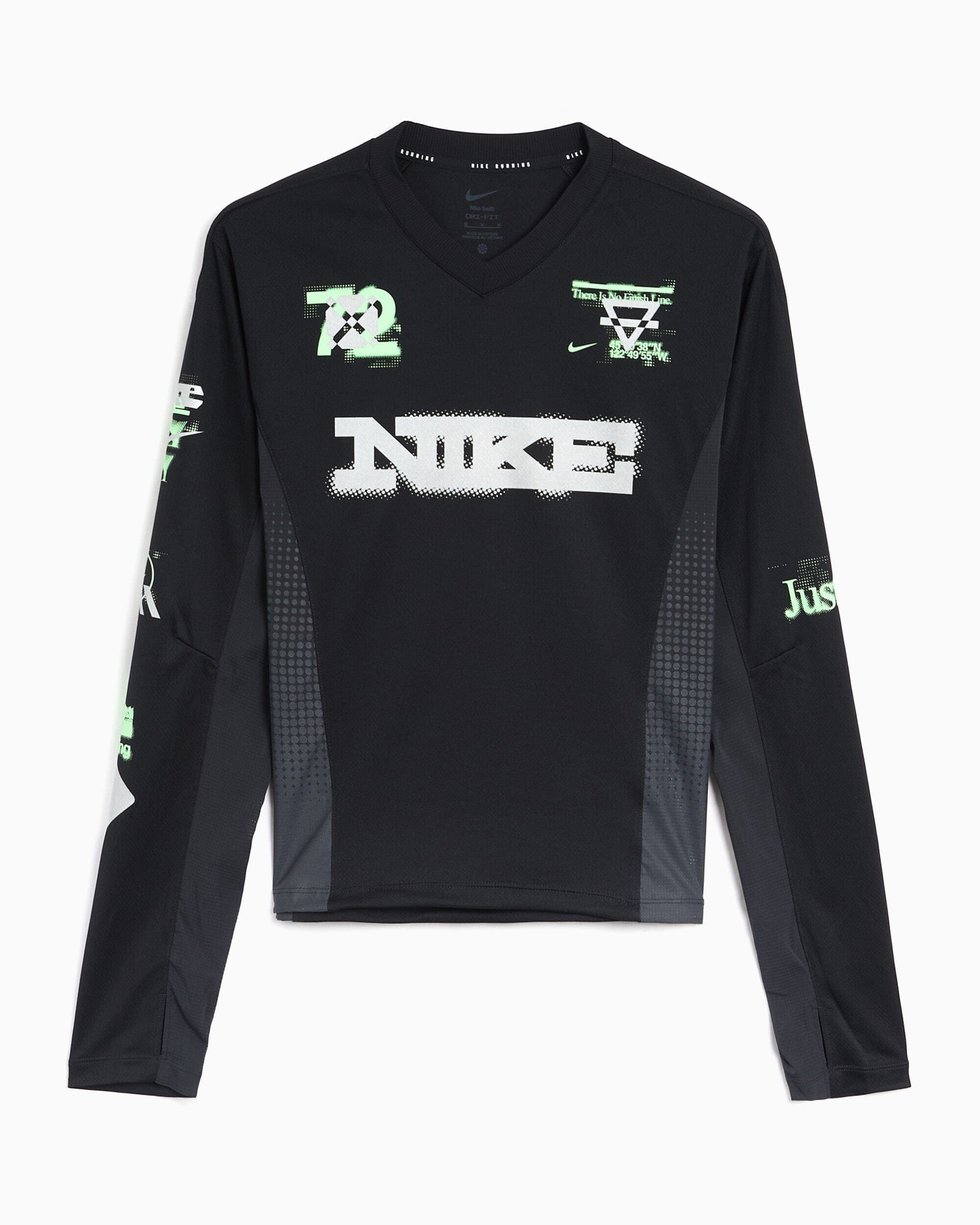Nike Camiseta con gráfico Slim de manga larga Nike Swift Running para mujer