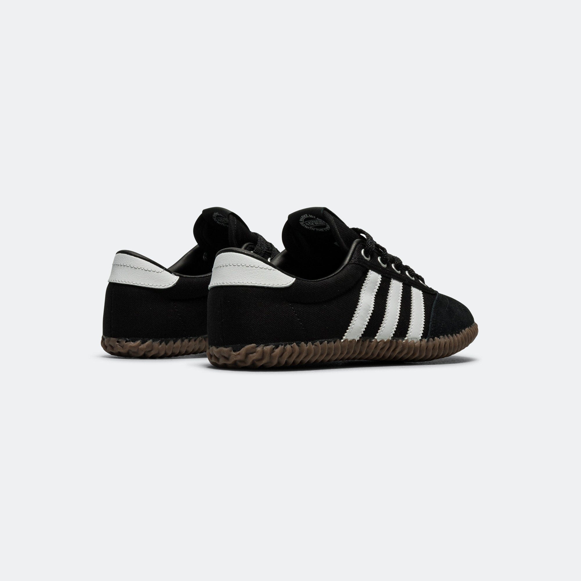 adidas Womens Volley Plimsole - Core Black/Fotwear White - Gum 5