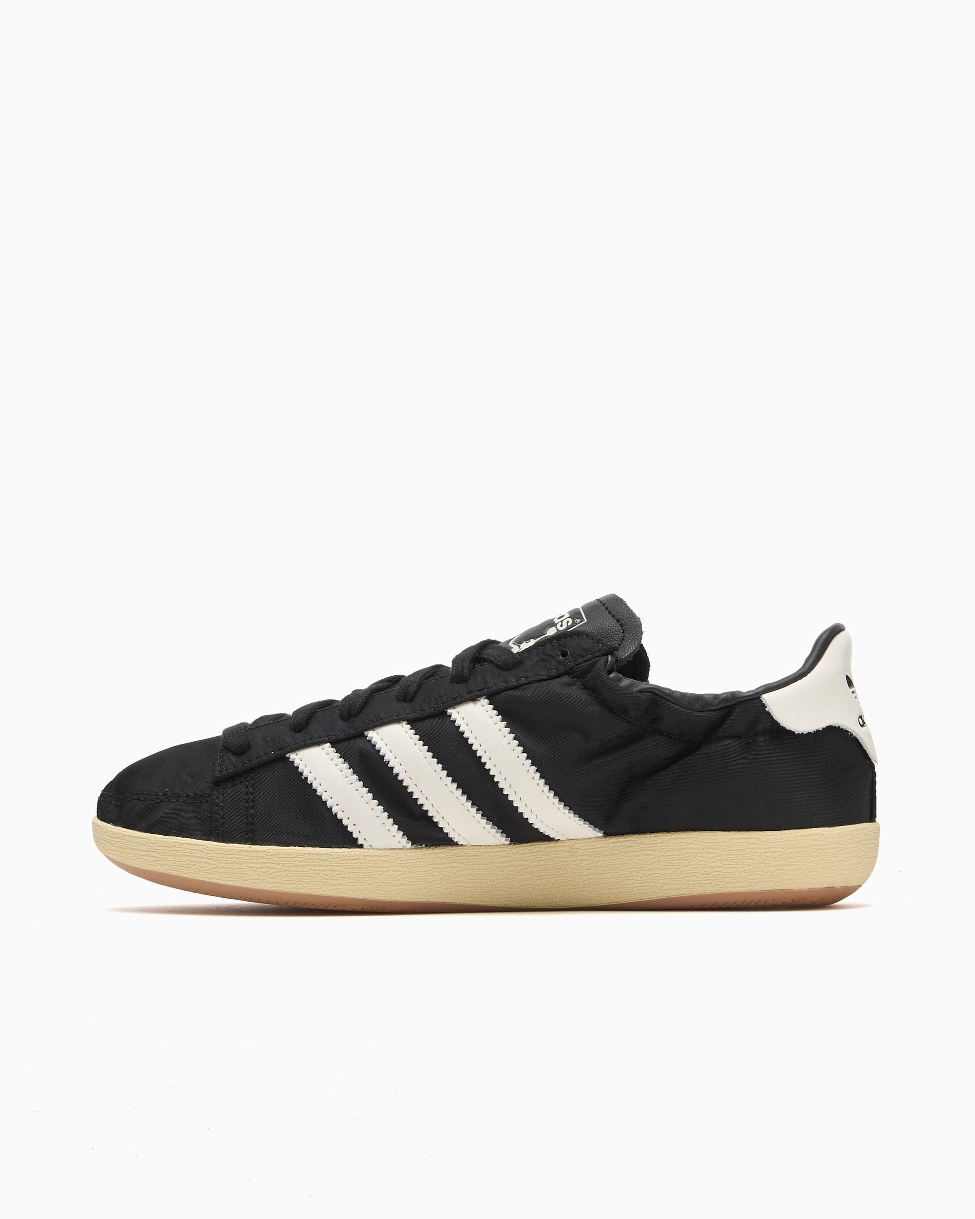 adidas Jabbar Low Scrunch