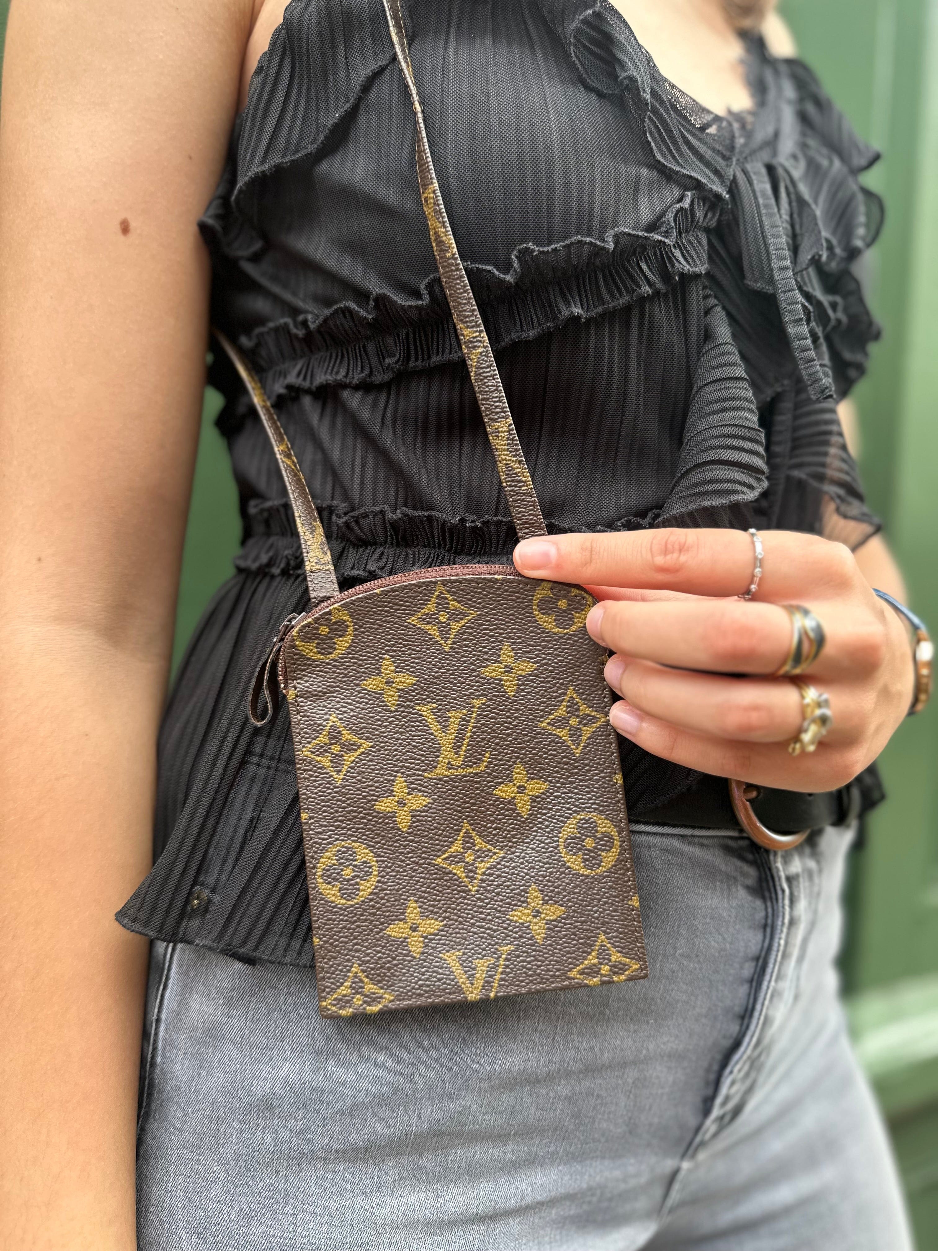 Louis Vuitton Monogram Canvas Passport Holder