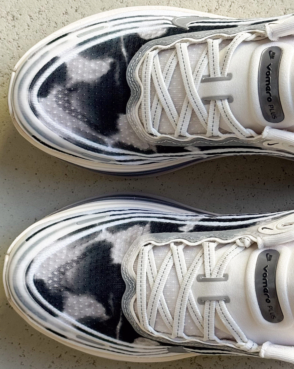 Nike Wmns Vomero Plus SE