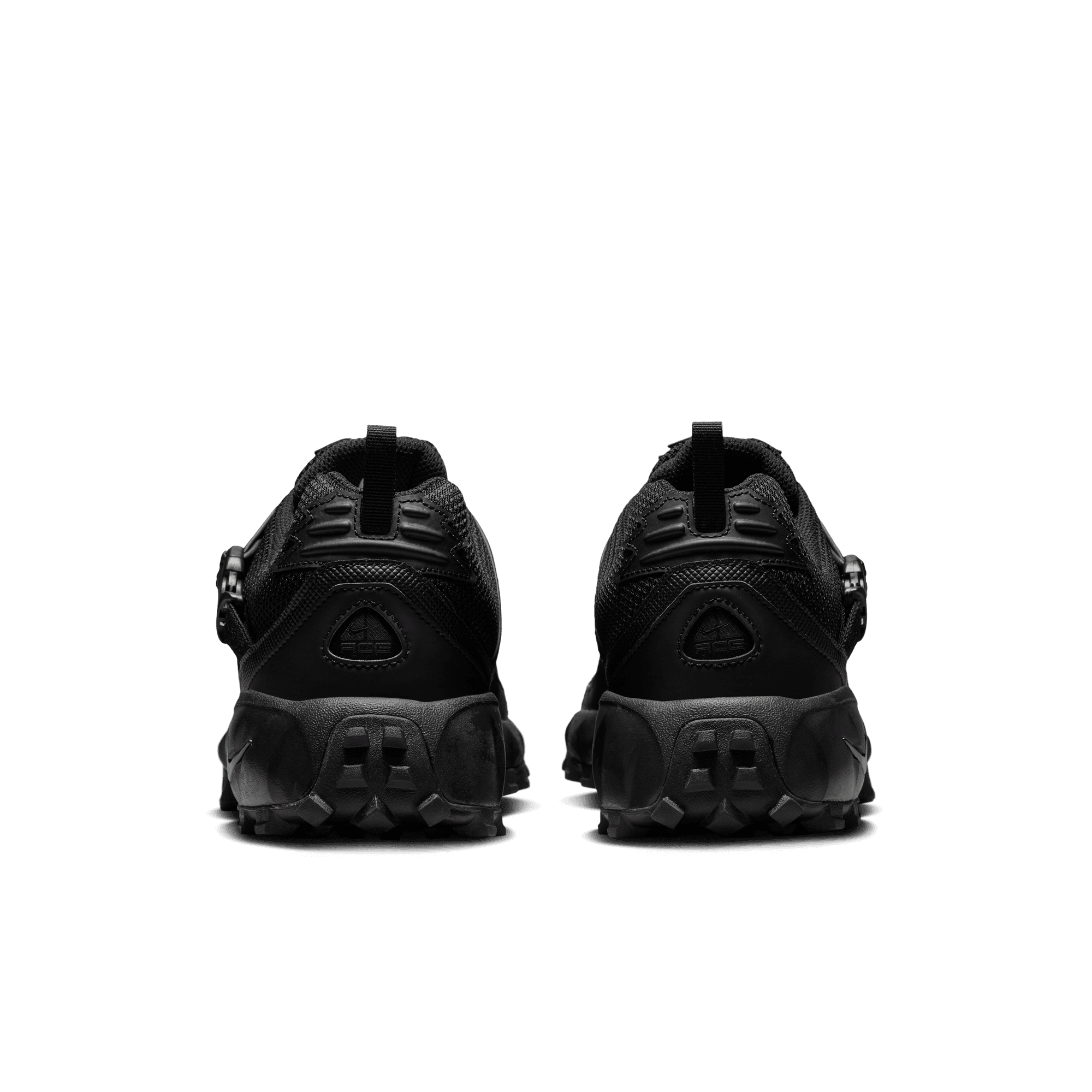 Nike ACG PHASSAD TRIPLE BLACK