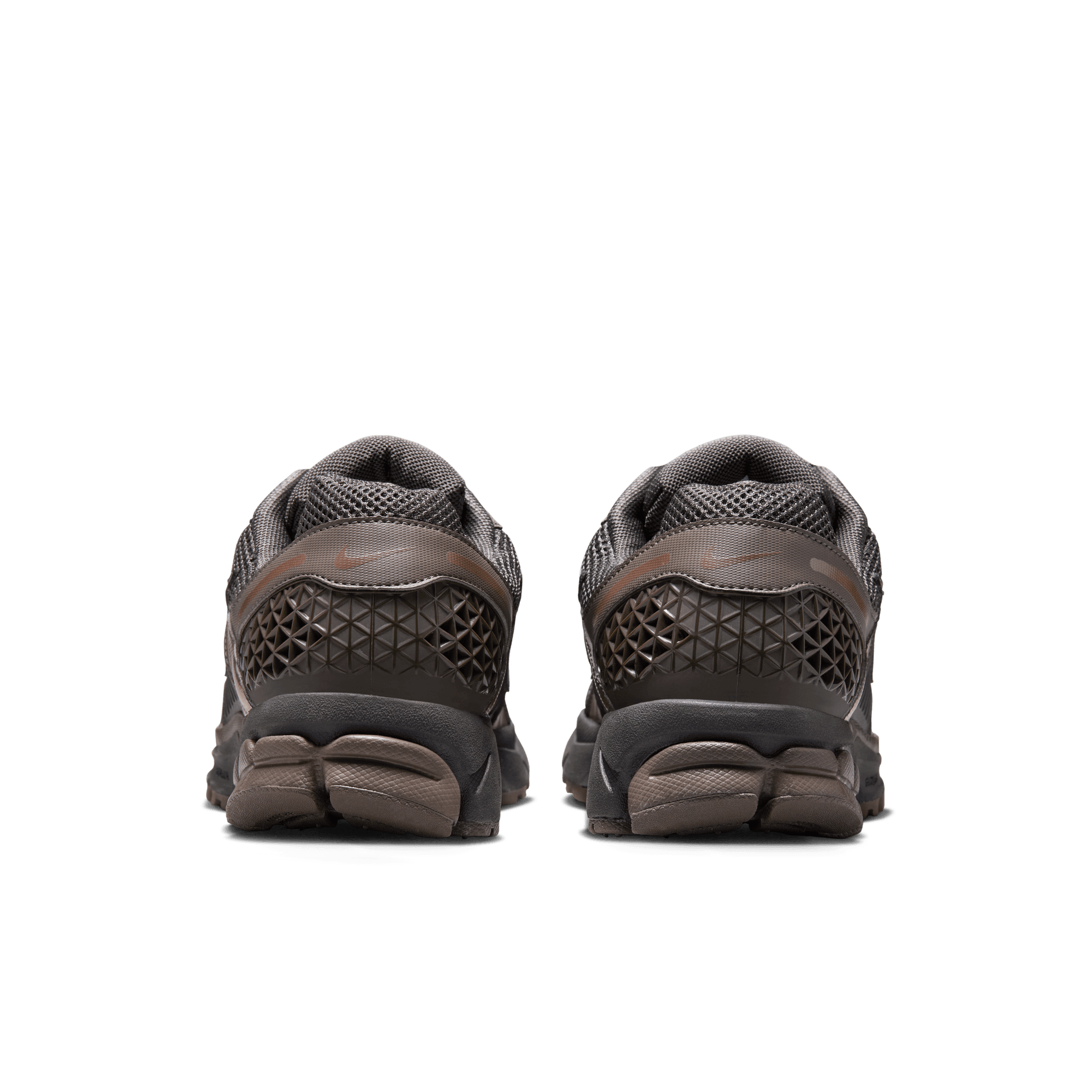 Nike ZOOM VOMERO 5 - CAVE STONE / METALLIC SILVER