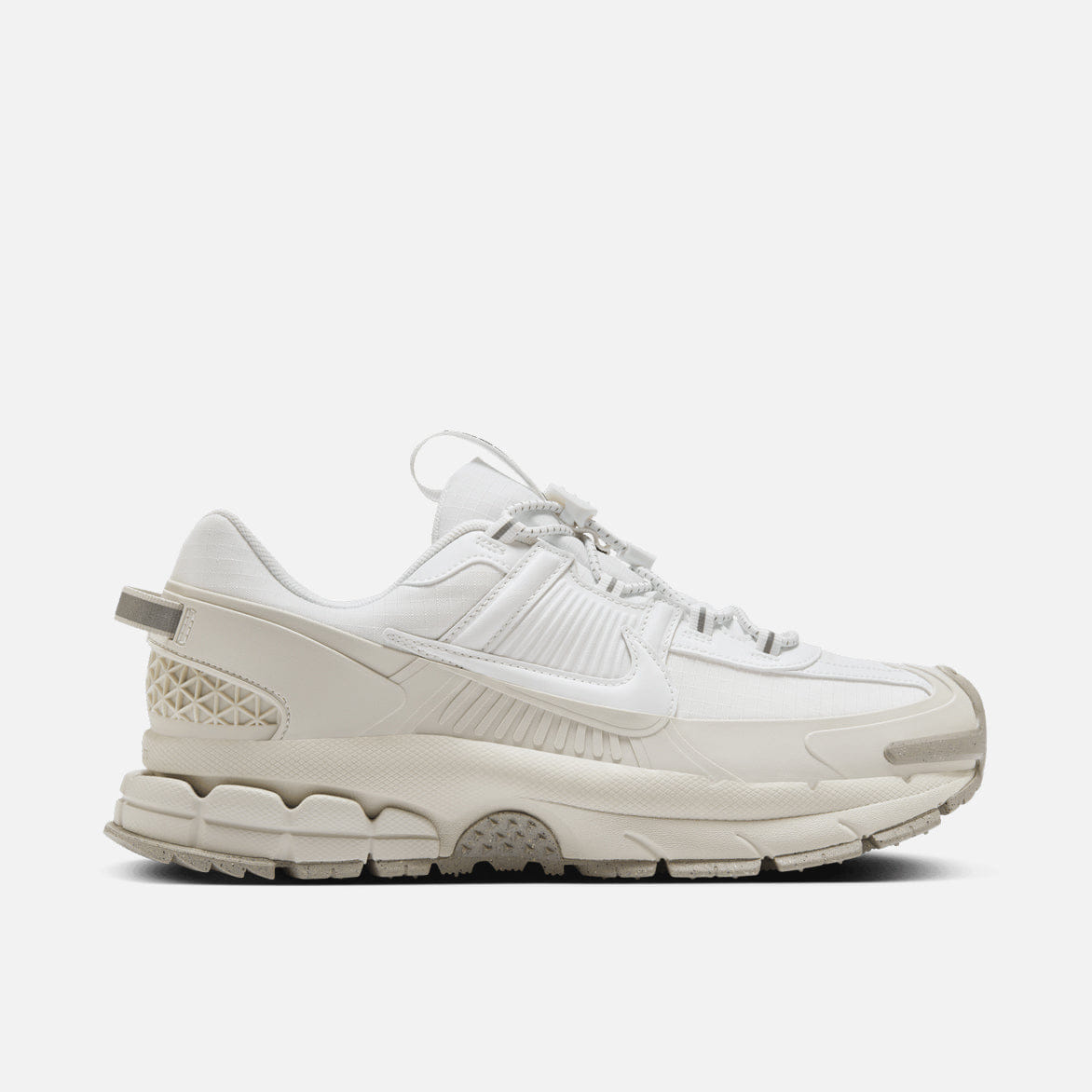 Nike ZOOM VOMERO ROAM - SUMMIT WHITE / LIGHT BONE