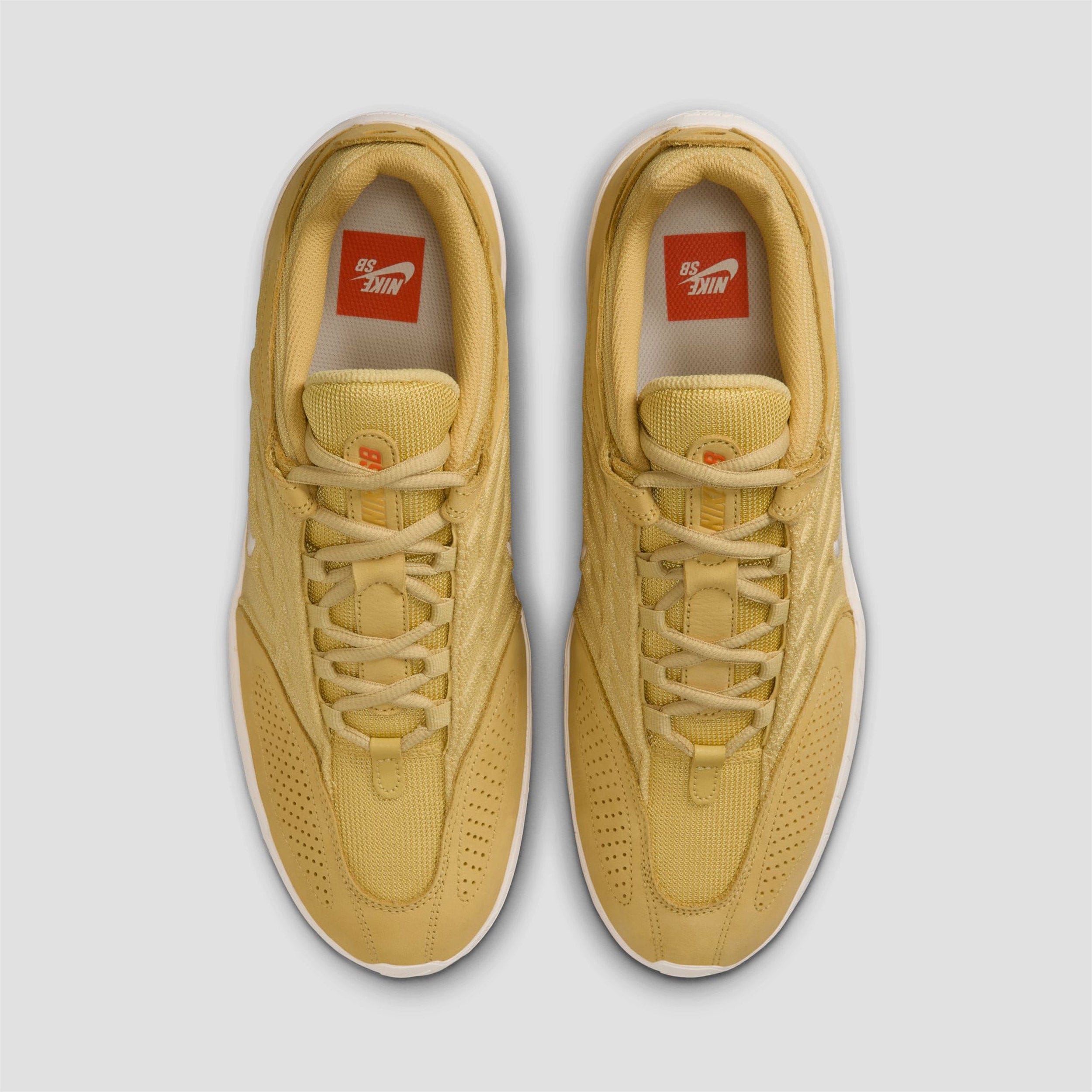 Nike SB Vertebrae Skate Shoes Saturn Gold / Sail / Saturn Gold / Solar Flare