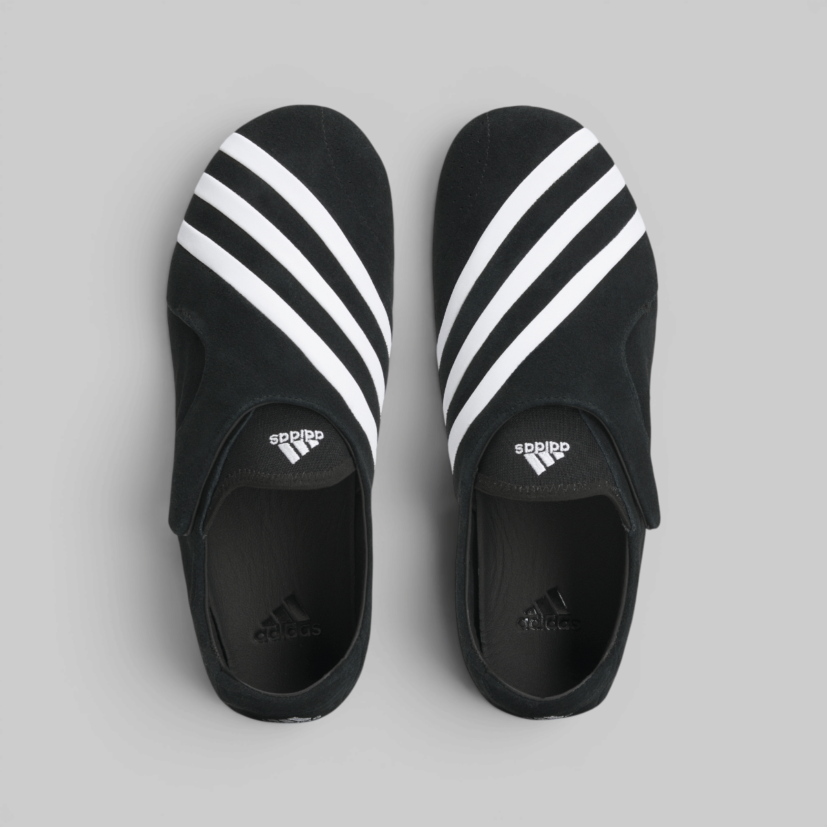 adidas X Pharrell Williams Vario Flat Earther - Black/White