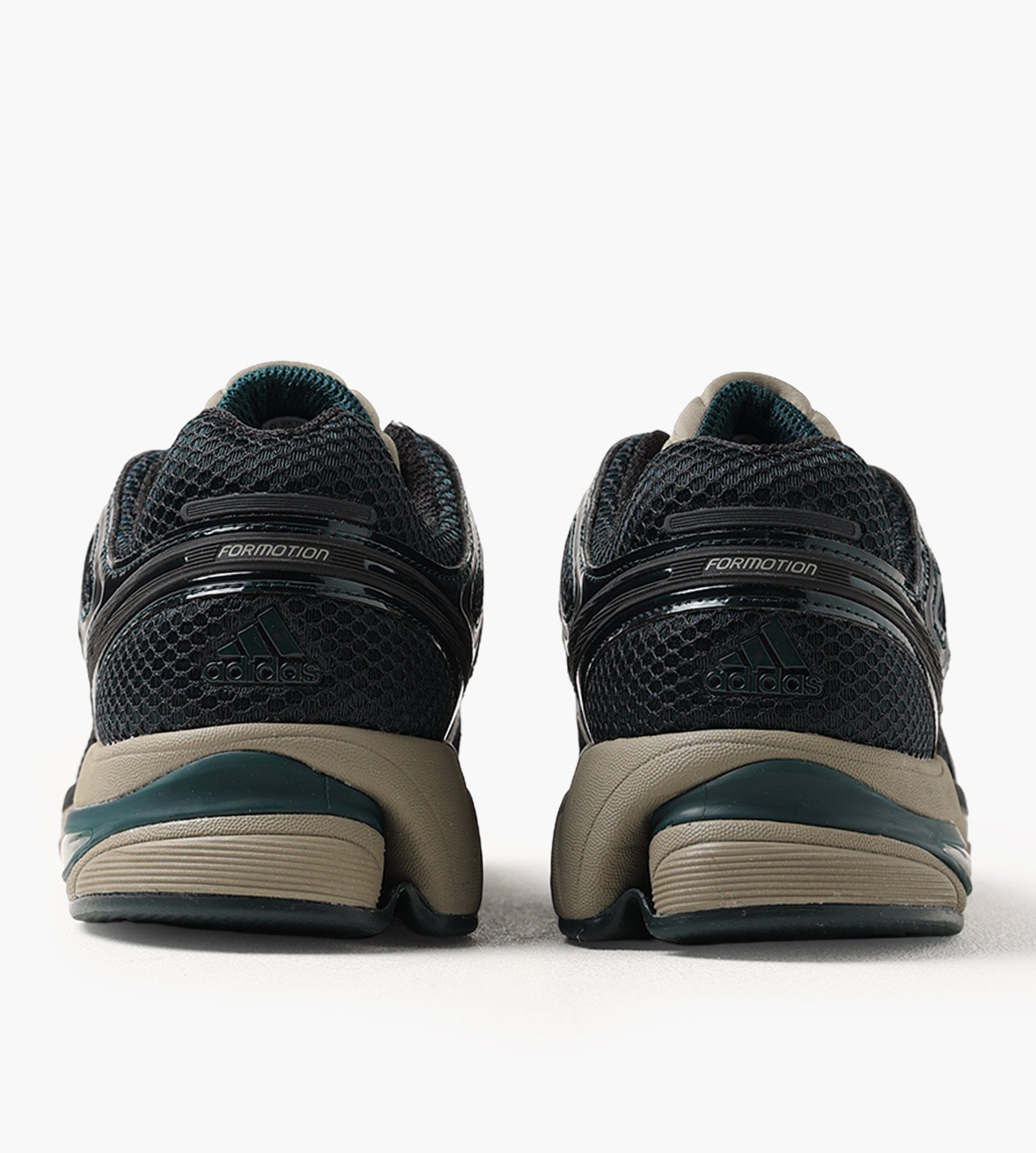 adidas Adistar Control 5 Ftwwht Cblack Aurivy