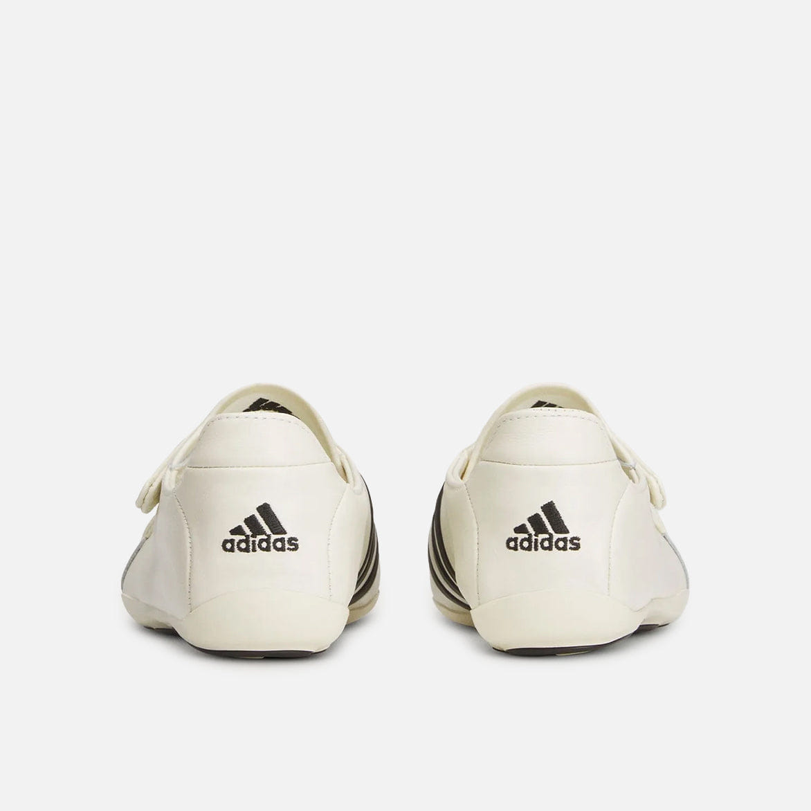 adidas PHARRELL x ADIDAS VIRGINIA VARIO FLAT EARTHER WHITE / BLACK