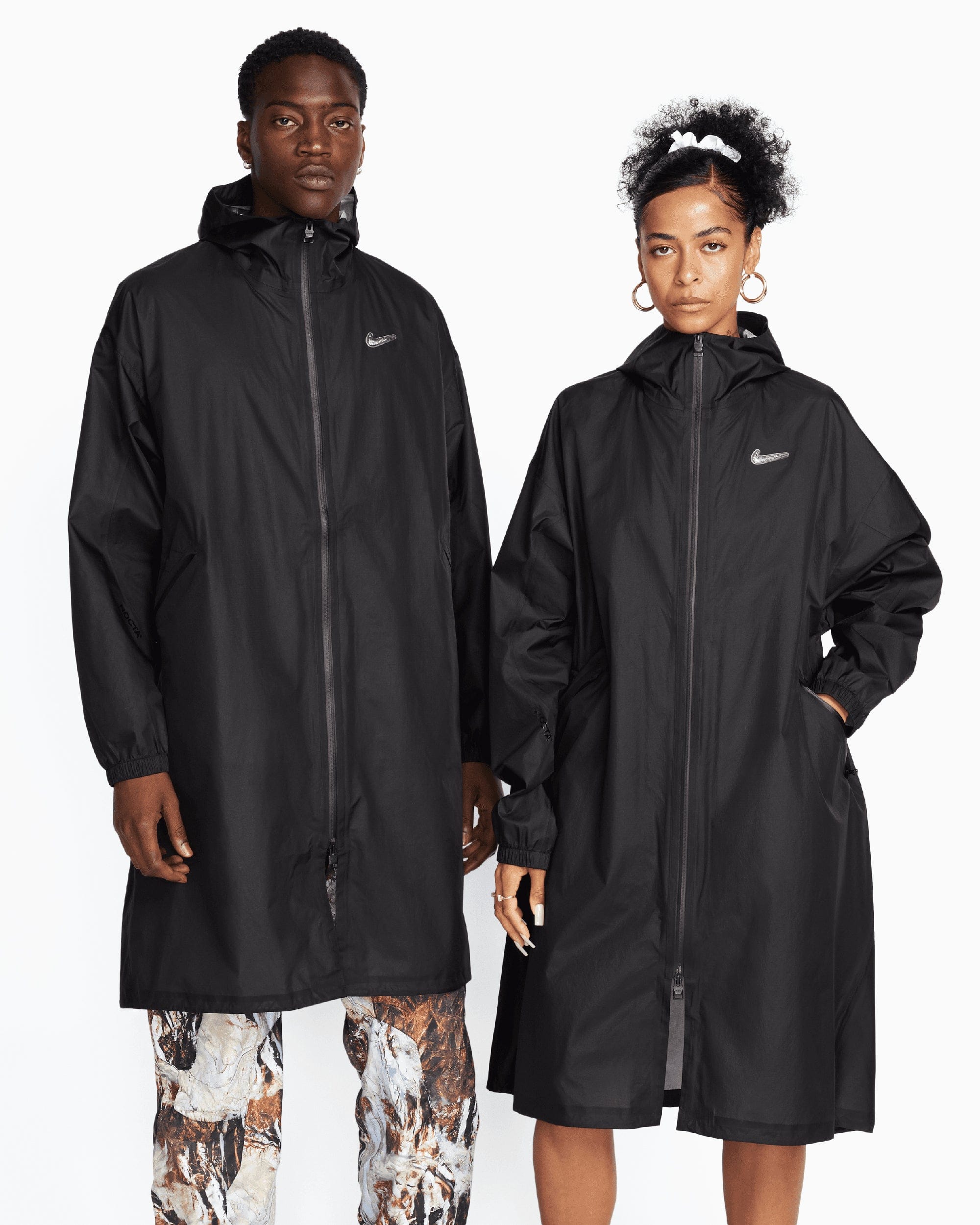 Nike Chaqueta x Drake NOCTA Nike x Drake NOCTA NRG Swarovski® Swoosh Unisex Jacket Unisex
